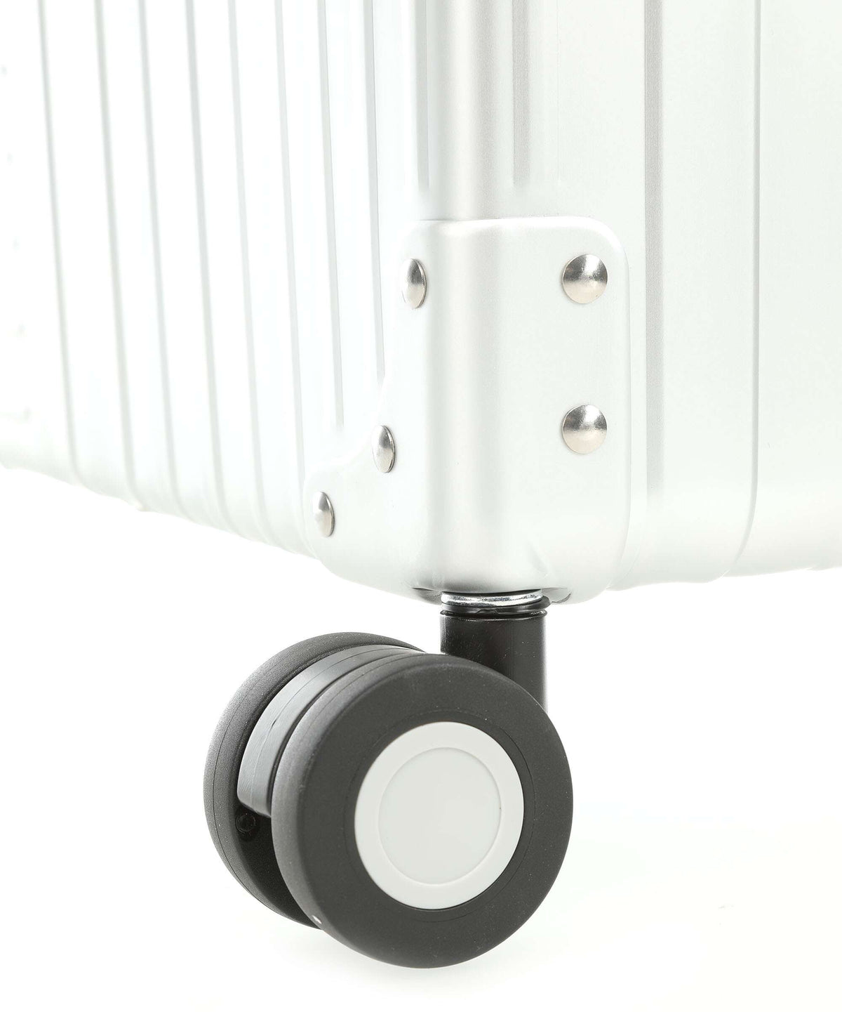 Aleon 30 Macro Traveler Spinner (4 wheels) platinum