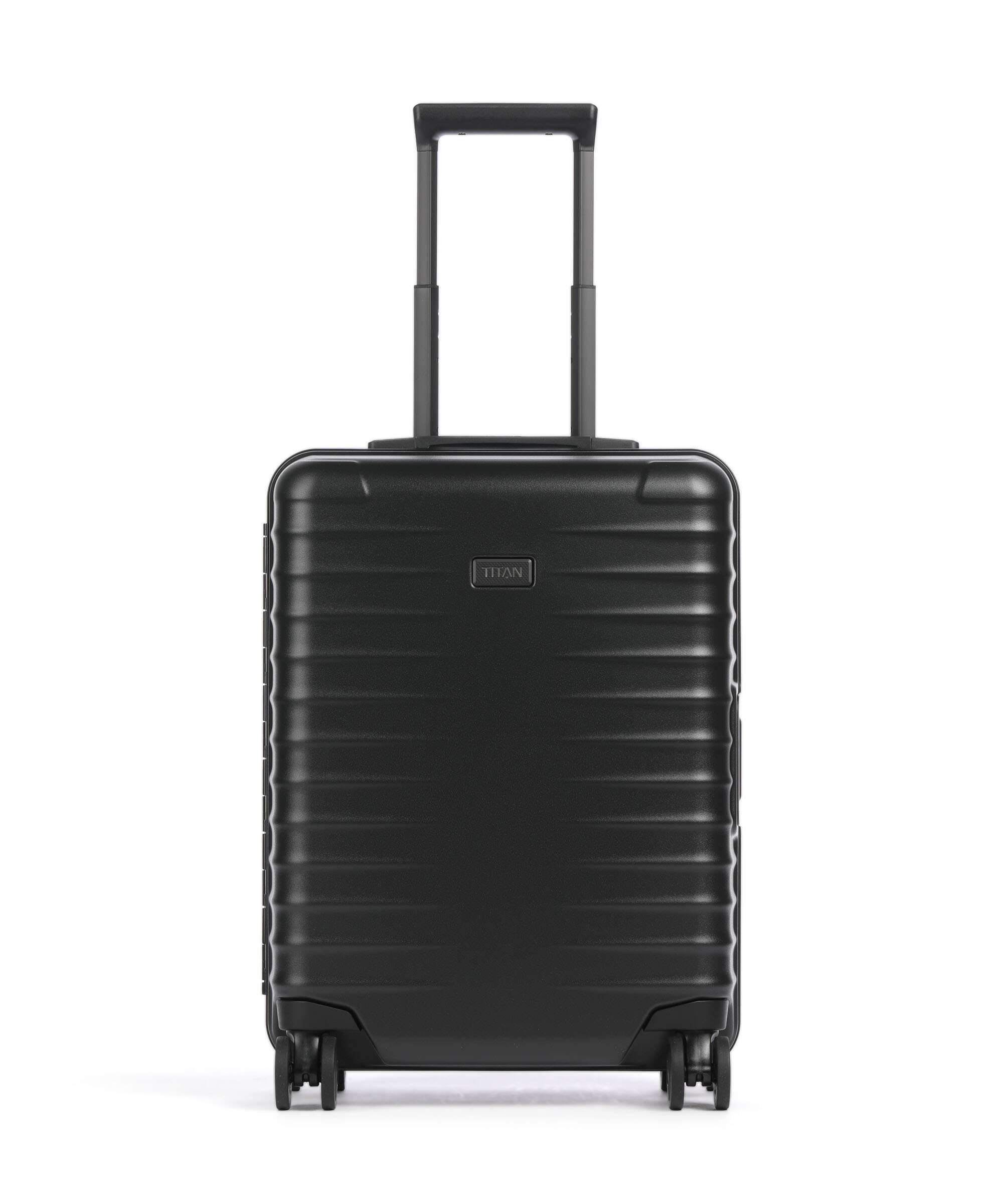 Titan Overseas Spinner (4 wheels) nightshade black