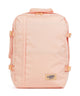 Cabin Zero Classic 44 Reiserucksack sunny day