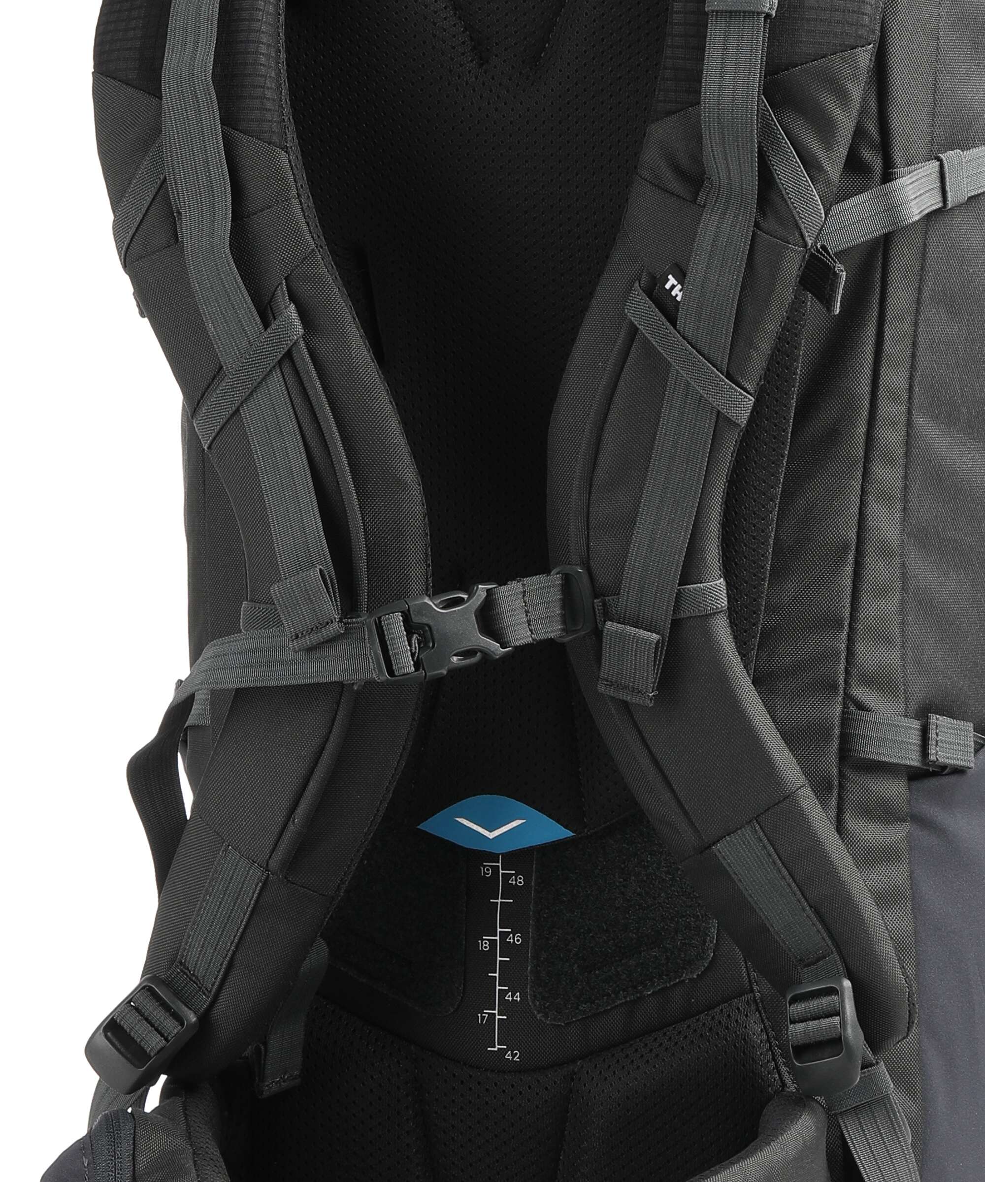 Thule AllTrail X 35 Hiking backpack obsidian