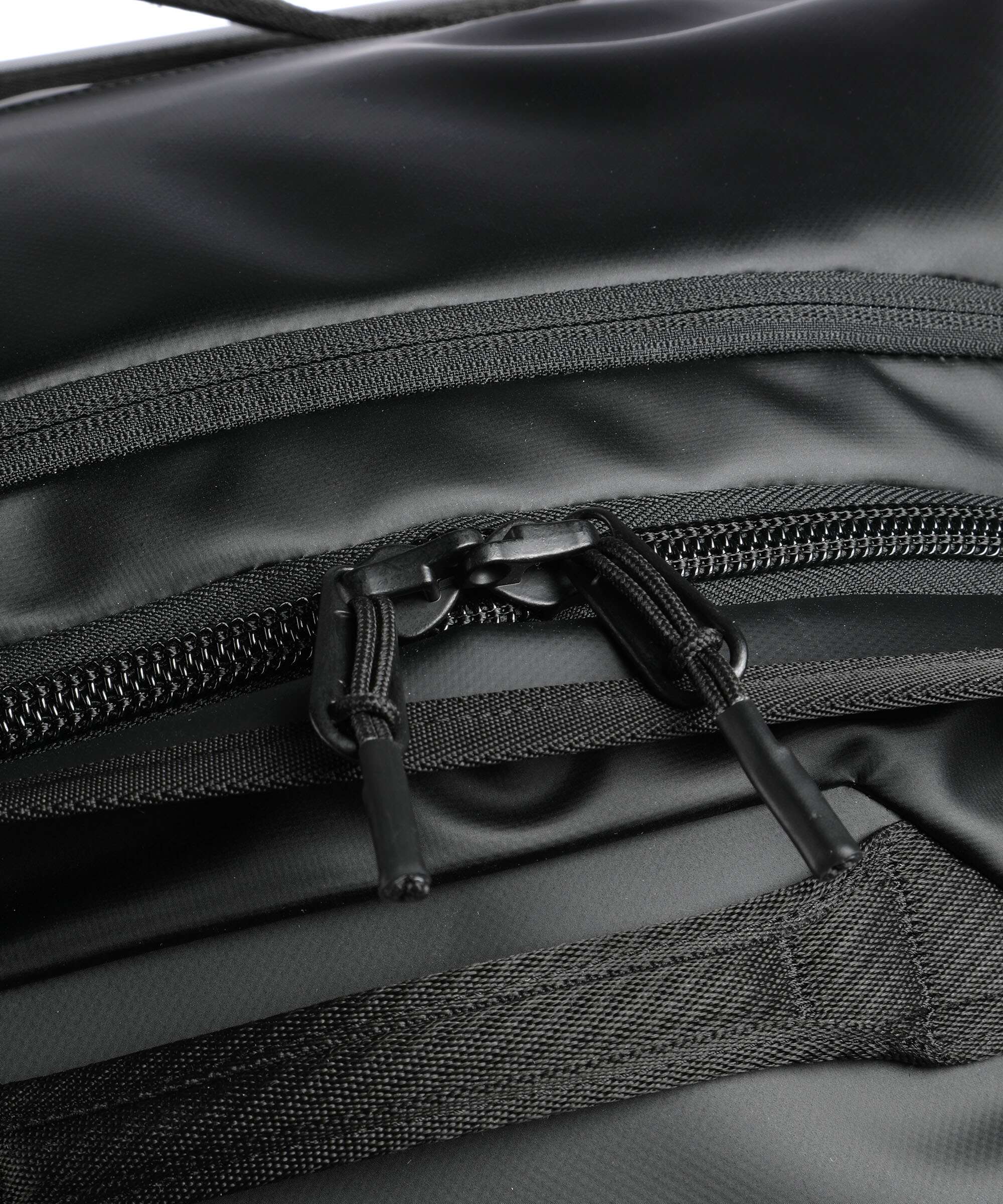 Thule Chasm Travel bag with wheels black