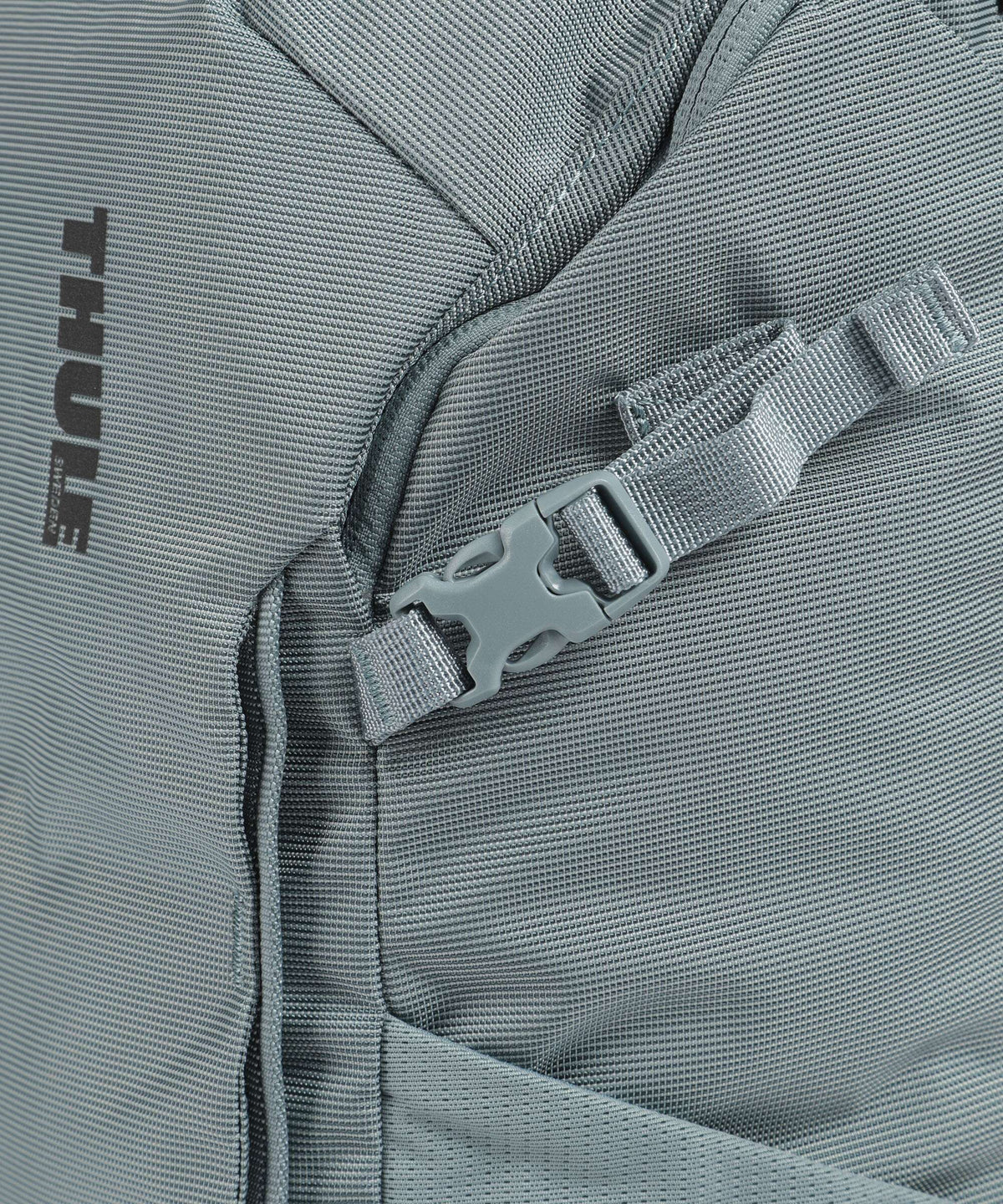 Thule AllTrail 18 Backpack pond