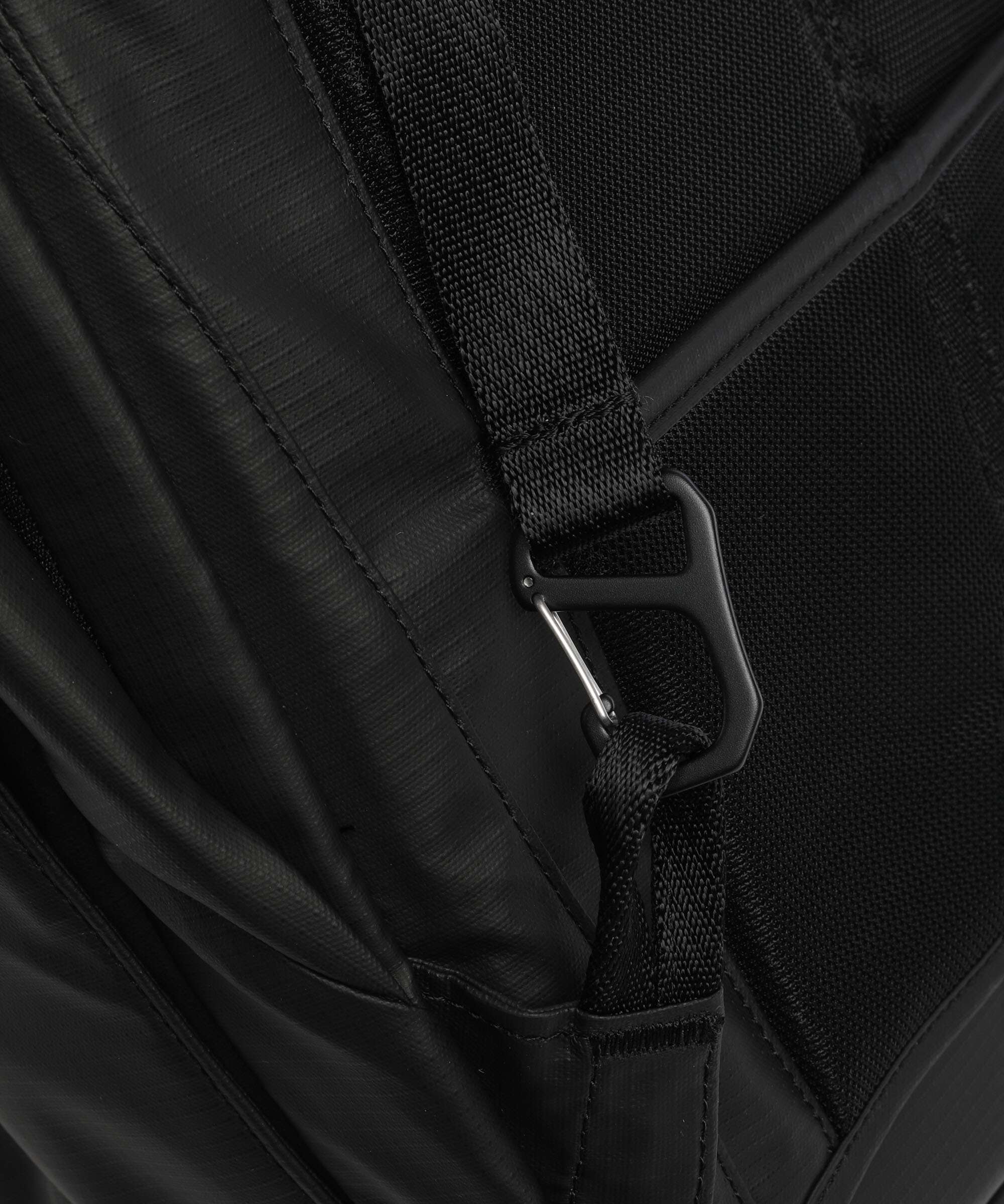 Thule Tact 21 Backpack black