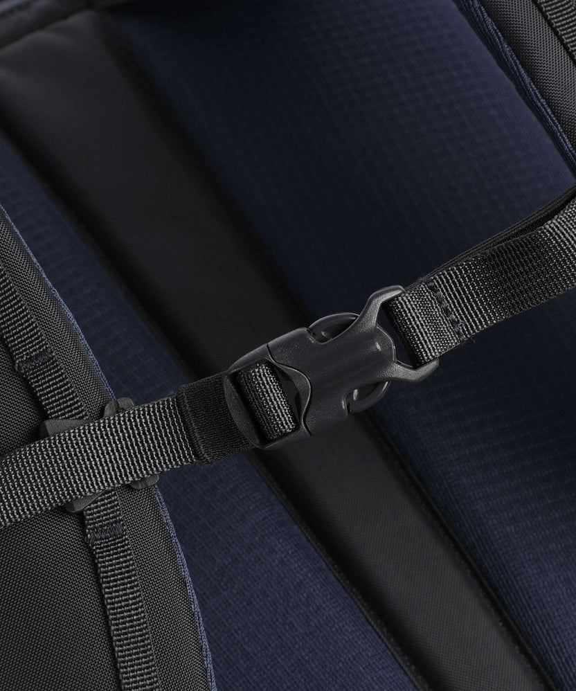 Patagonia Refugio 30 Backpack smolder blue