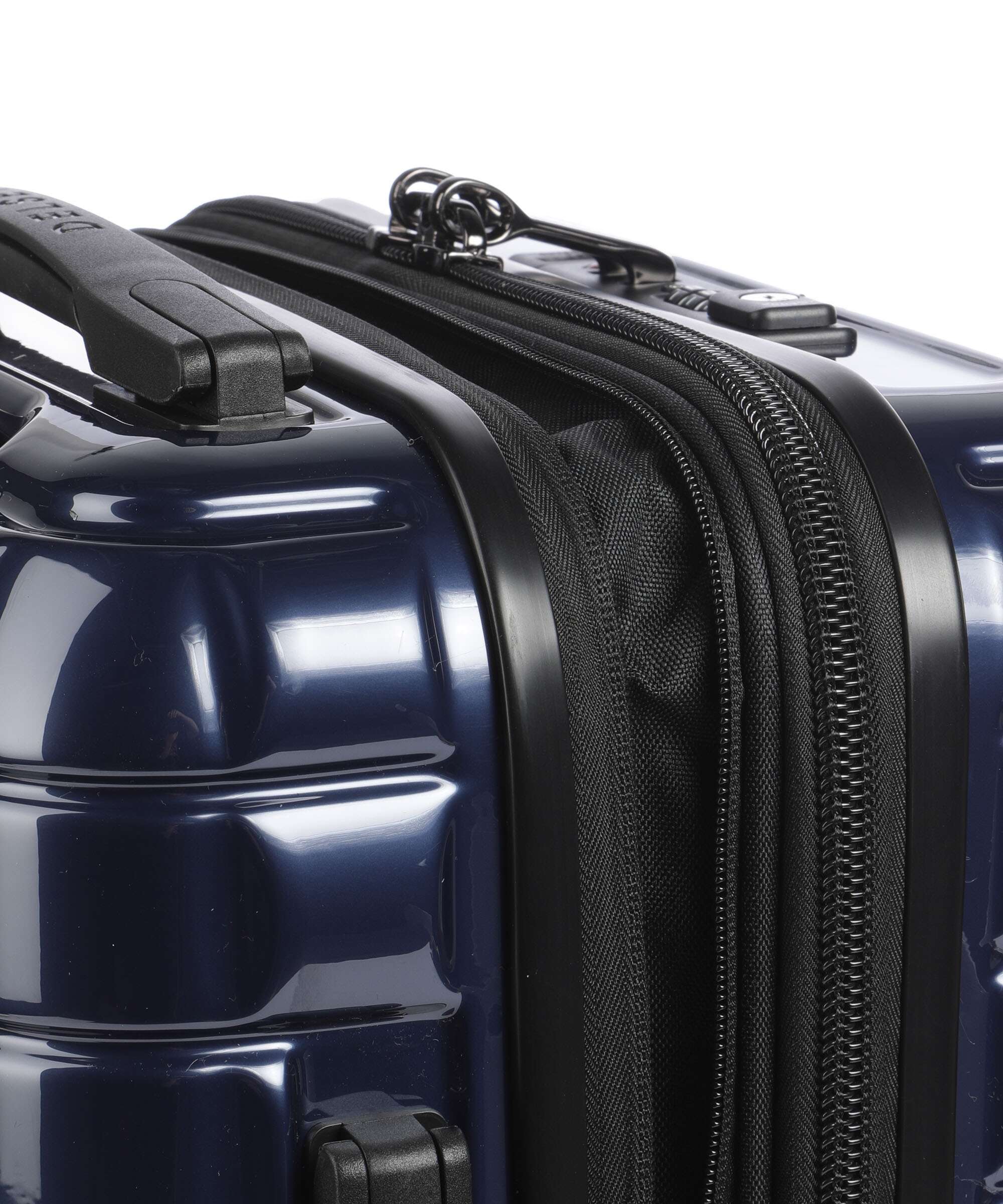 Delsey Paris Shadow 5.0 Spinner (4 wheels) marineblau