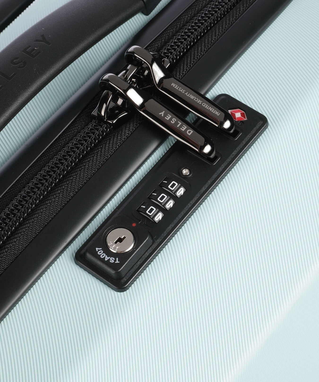 Delsey Paris Karat 2.0 Spinner (4 wheels) himmelblau