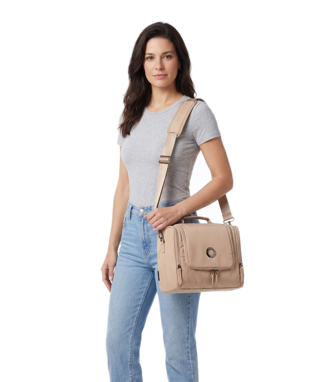 Delsey Paris Victoire Beauty case sand