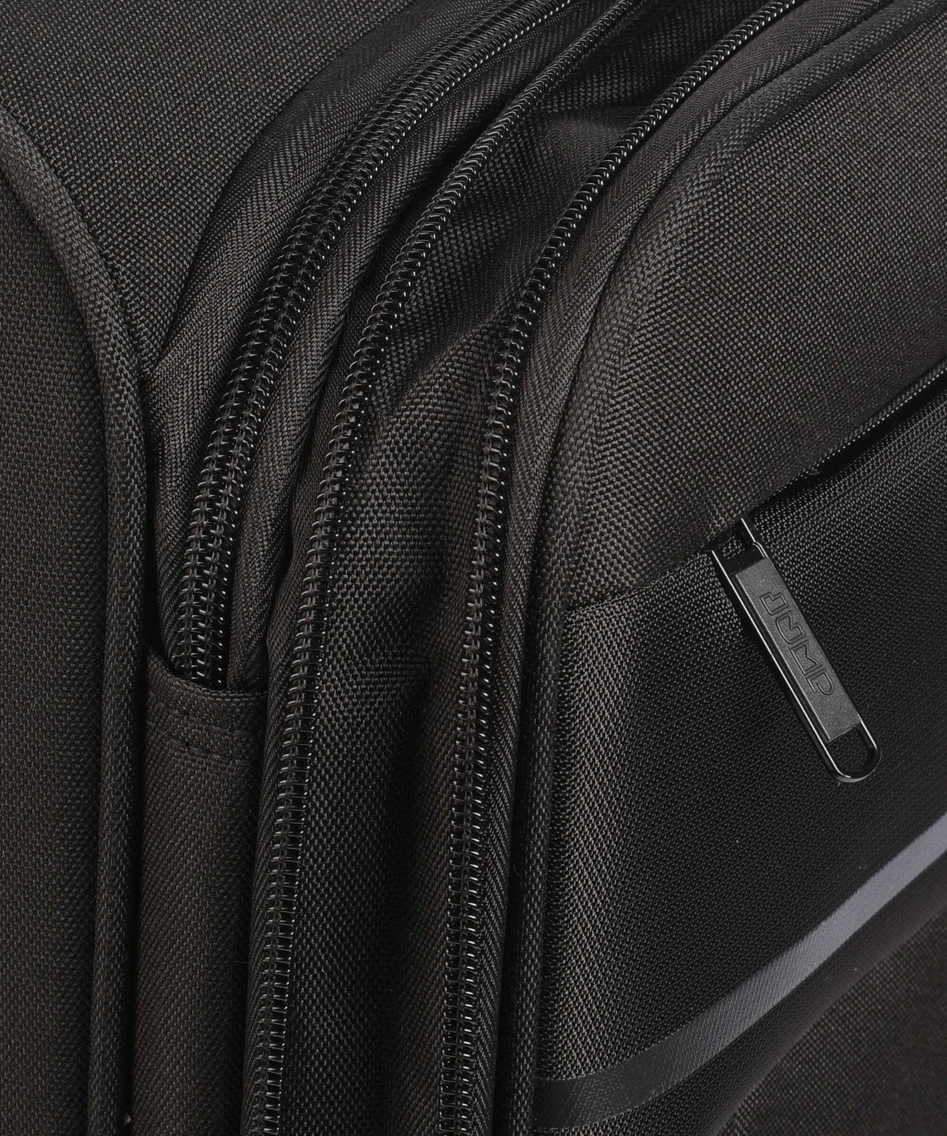 Jump Monthelys Spinner (4 wheels) after dark