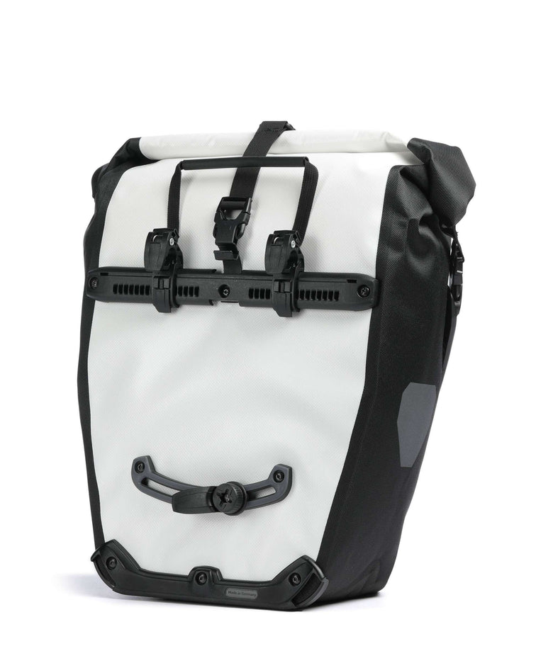 Ortlieb Back-Roller Design 20 Bike pannier morning routine