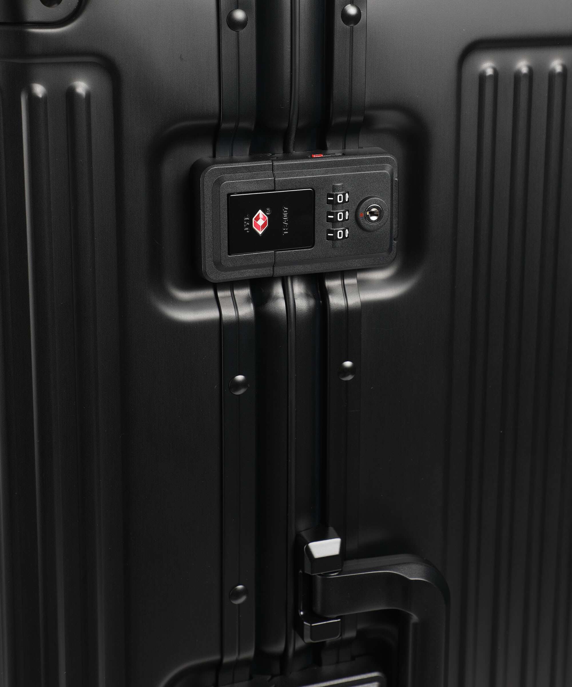 Travelite Next Spinner (4 wheels) schwarz