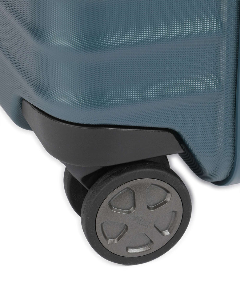 Titan Litron S Spinner (4 wheels) petrol