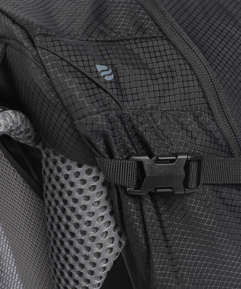 Deuter Futura 29 EL Hiking backpack black