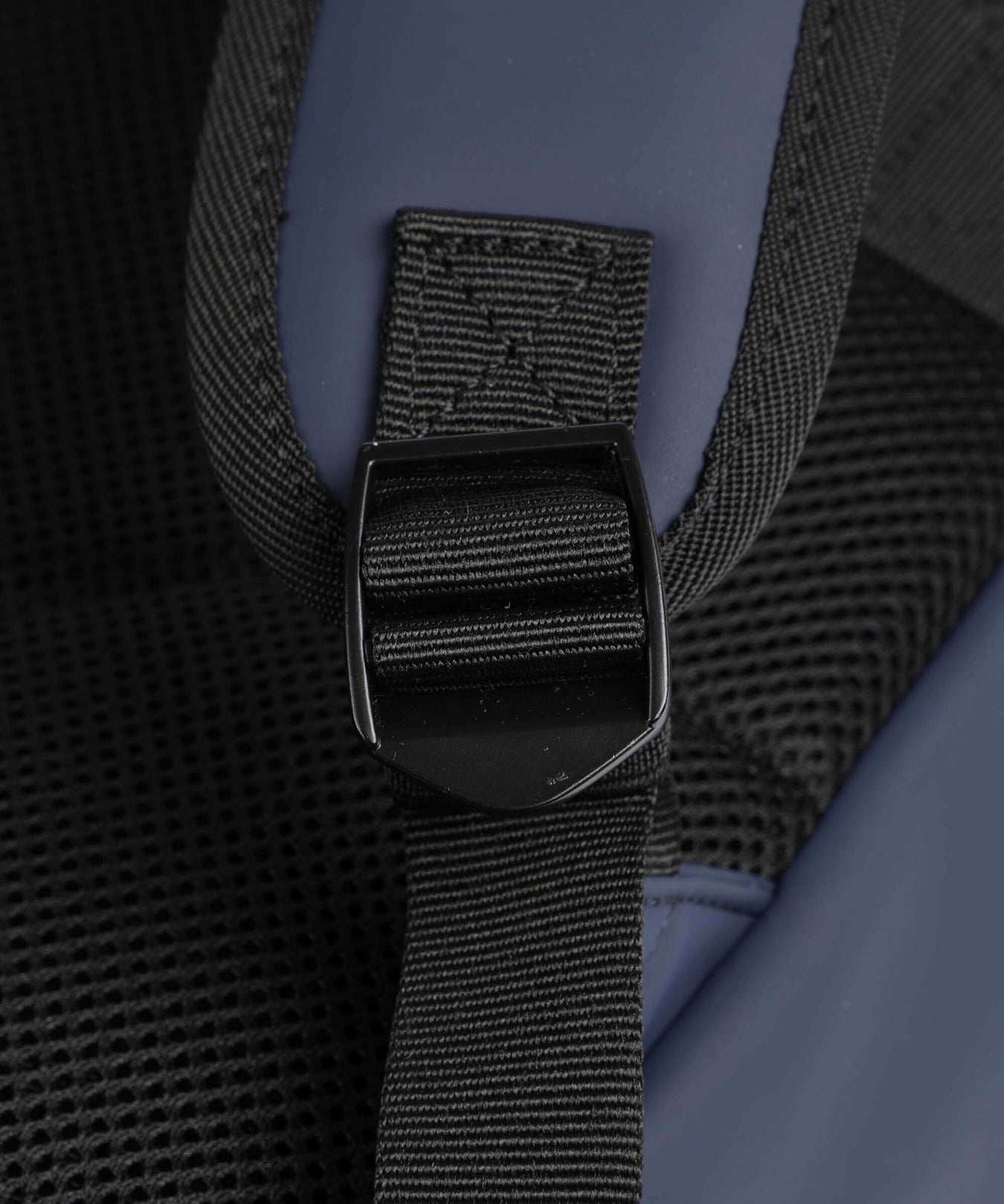 Bogner La Prava Leon Rolltop backpack dunkelblau