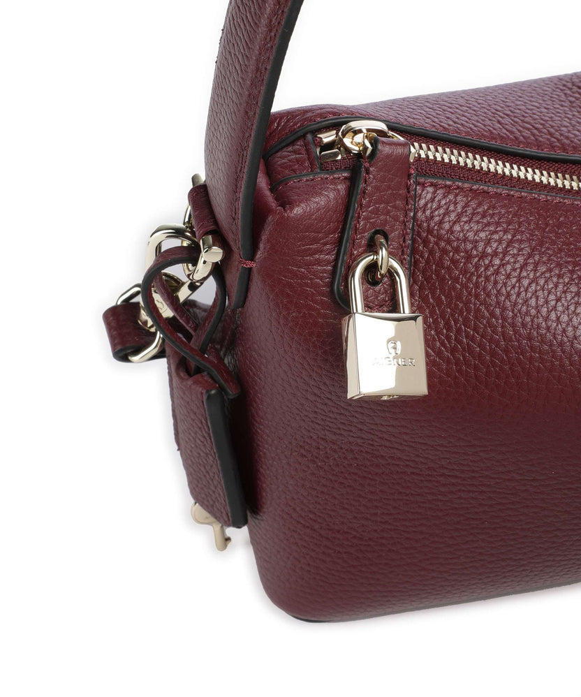 Aigner Delia S Shoulder bag burgundy