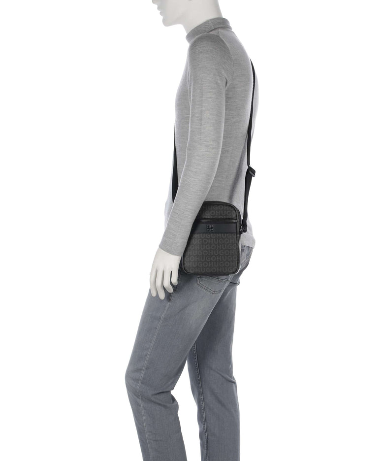 Hugo Quantic Crossbody bag black