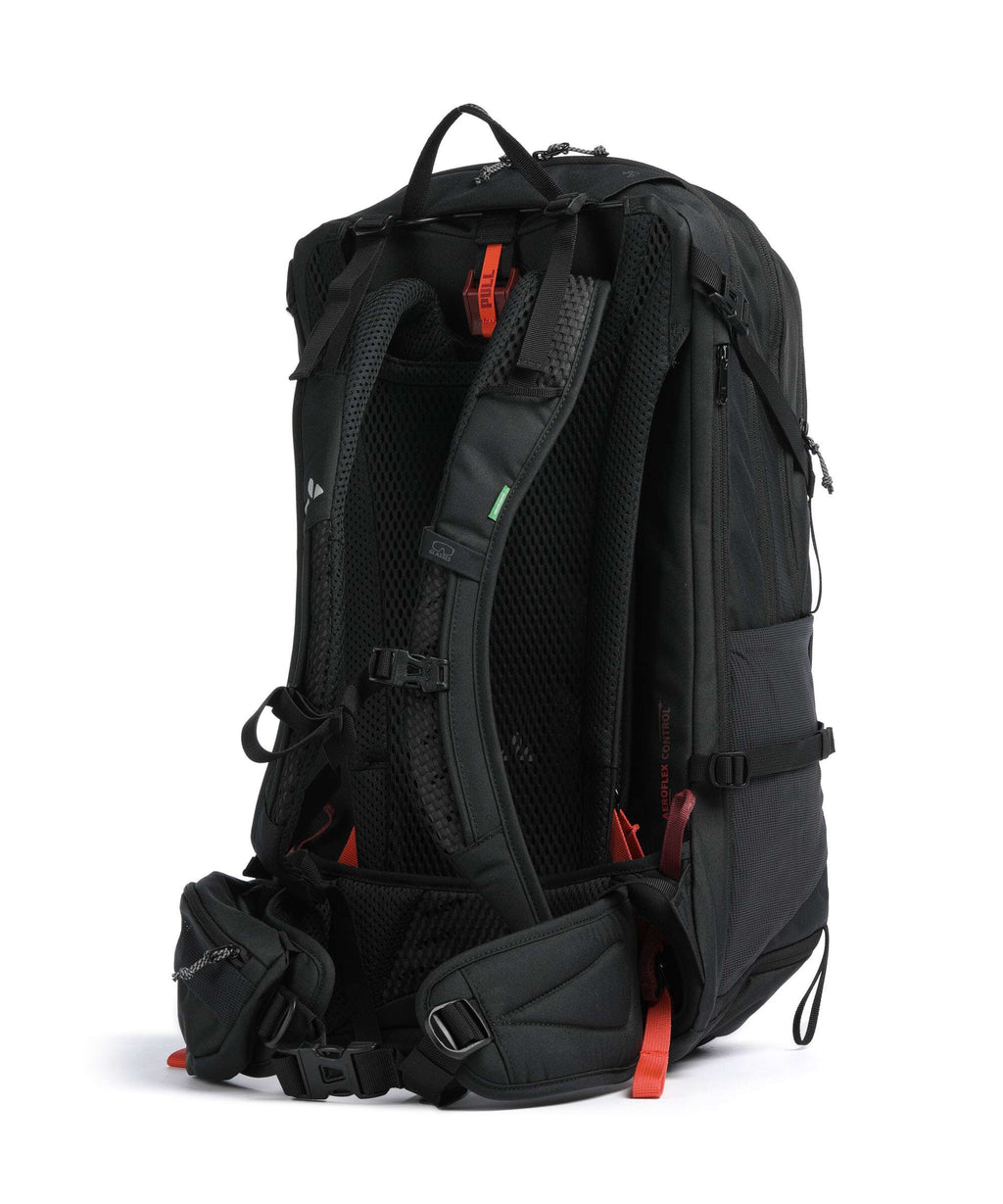 Vaude Wizard 30+4 Hiking backpack black