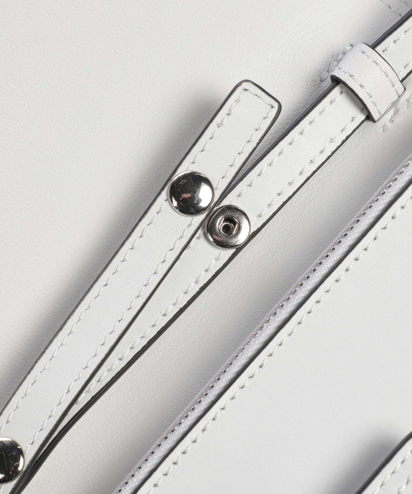 Liebeskind Lisa Calf Optic L Wallet offwhite