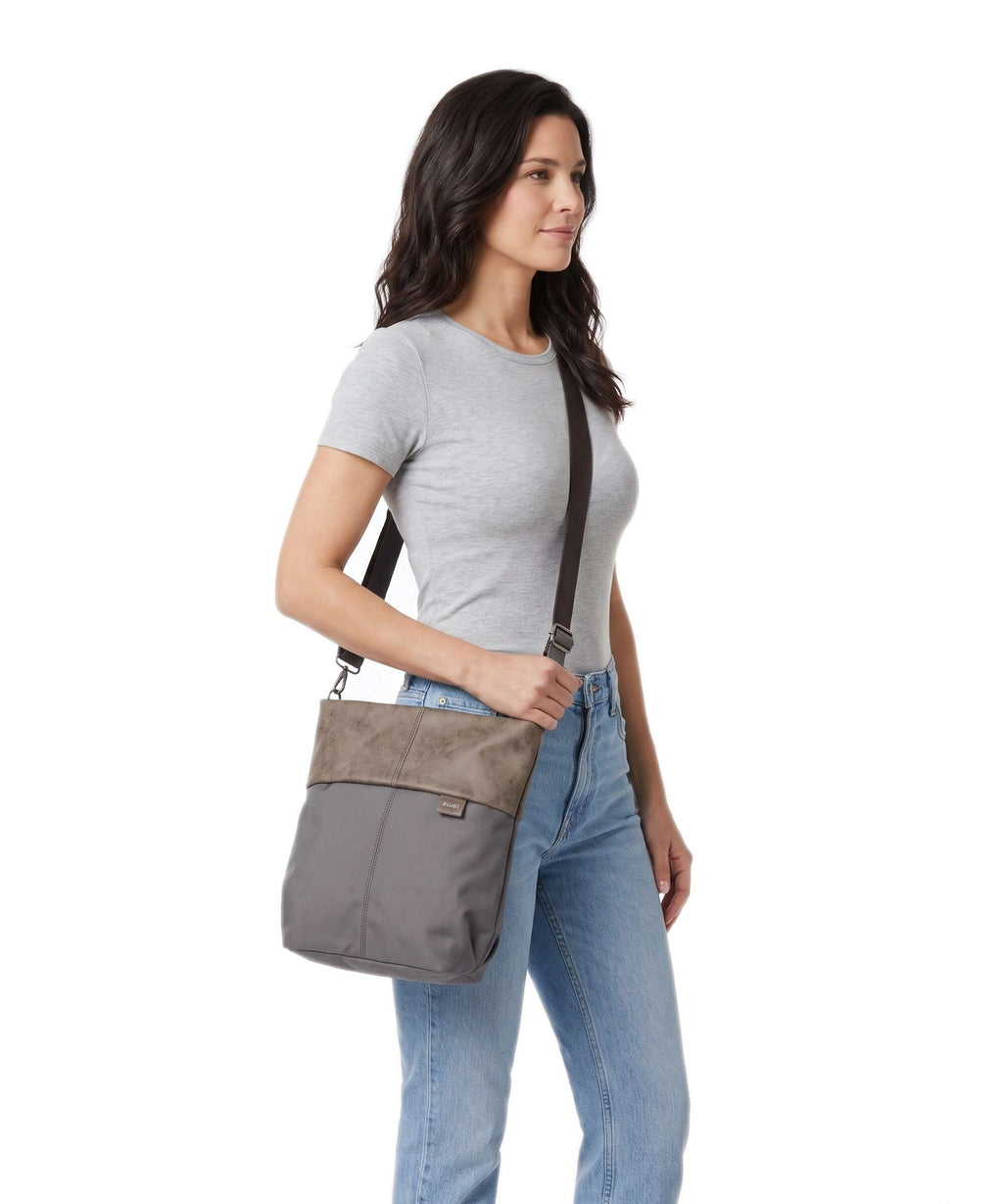Zwei Olli OT12 Hobo bag rock
