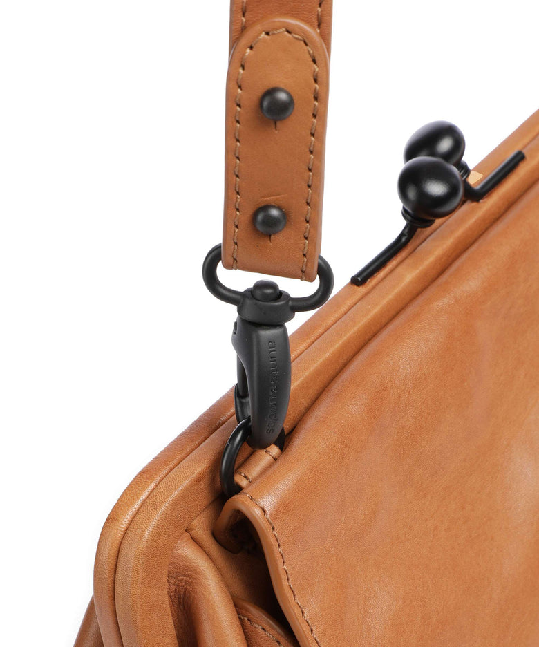Aunts & Uncles Grandma's Luxury Club Mrs. Mousse Shoulder bag caramel