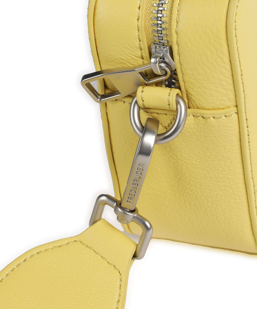 FredsBruder Feeling Good Crossbody bag soft lemon