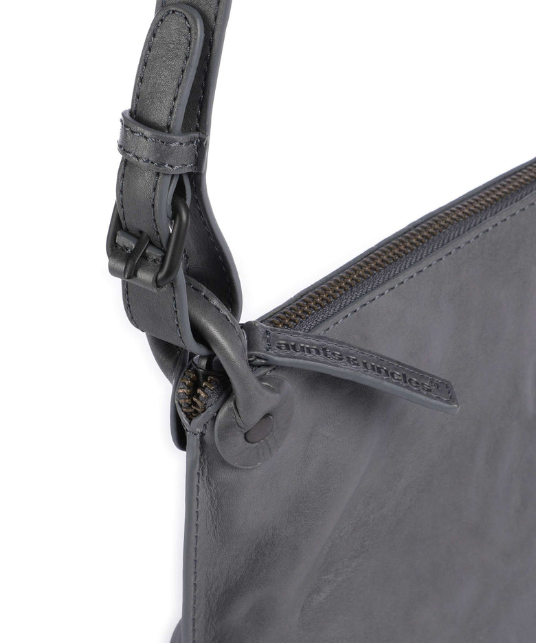 Aunts & Uncles Grandma's Luxury Club Mrs. Chocolate Cookie Crossbody bag wind