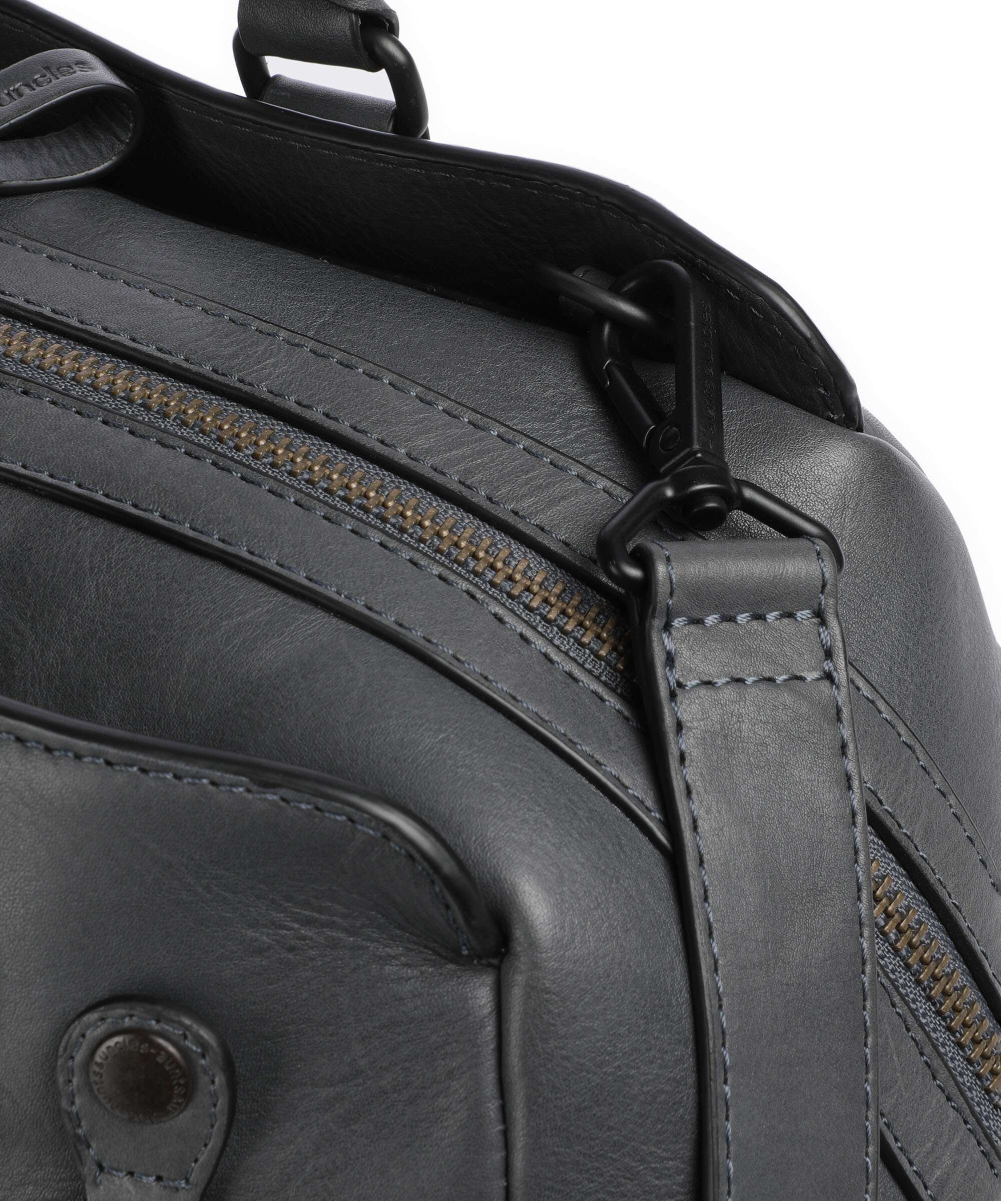 Aunts & Uncles Grandma's Luxury Club Mrs. Poundcake Tote bag wind