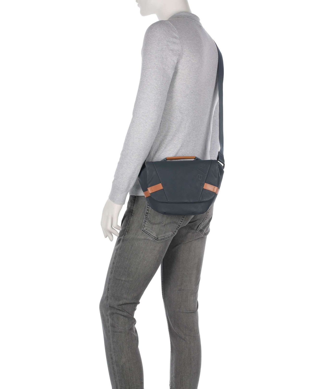 Aunts & Uncles Japan Kazo Crossbody bag cosmic void