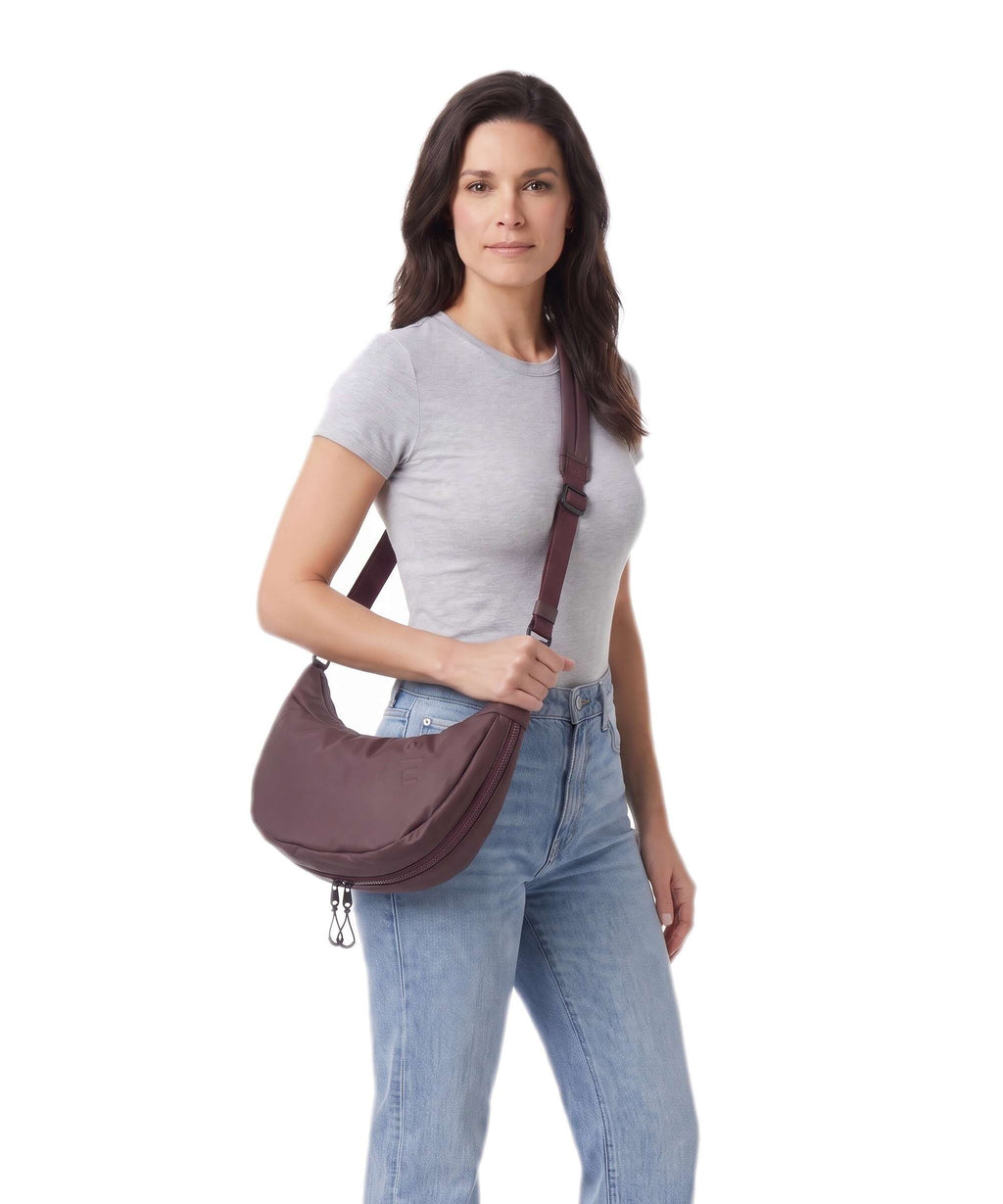 Aunts & Uncles Japan RE Yoshii Crossbody bag merlot