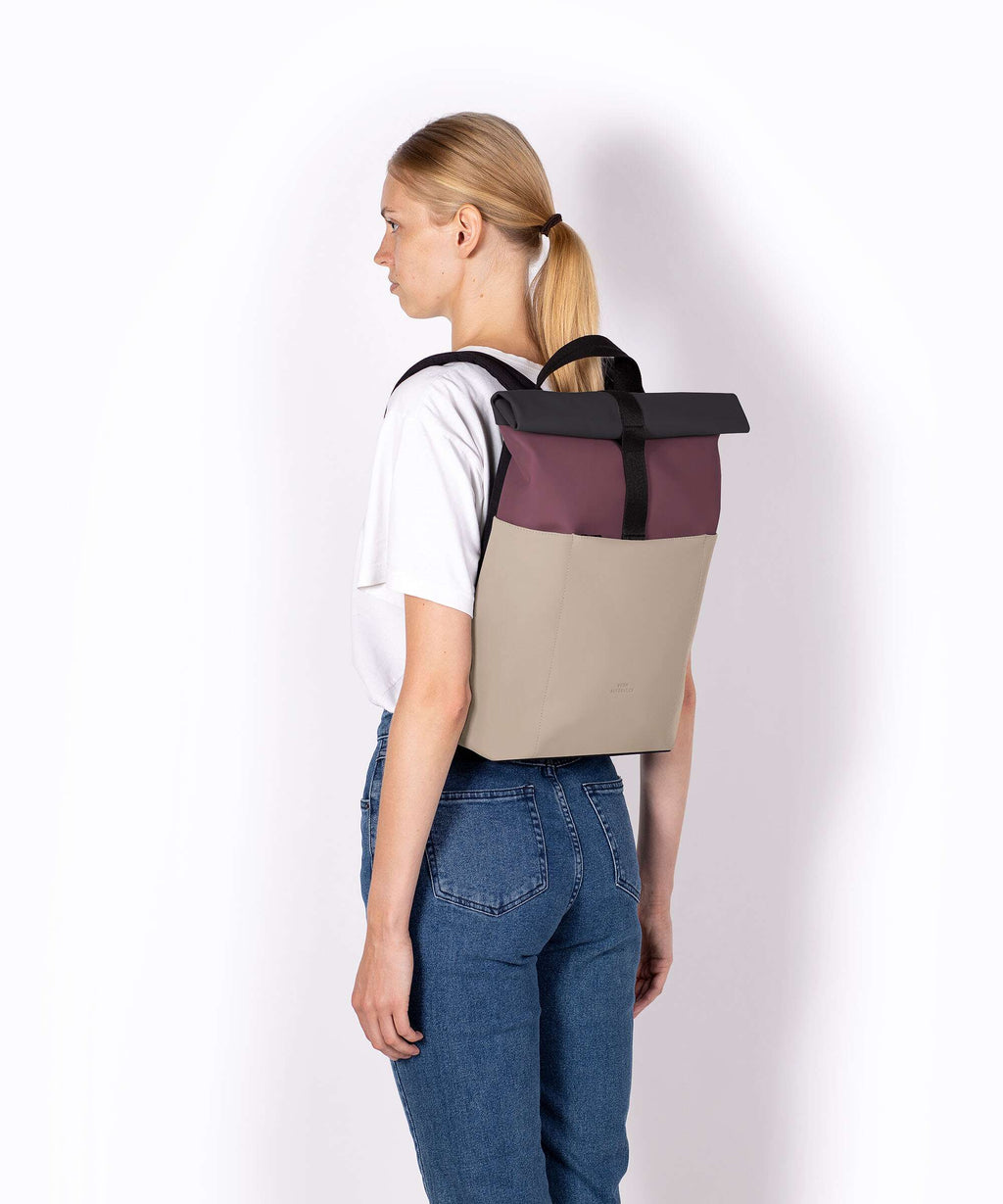 Ucon Acrobatics Lotus Hajo Mini Rolltop backpack royal blue/dark rose