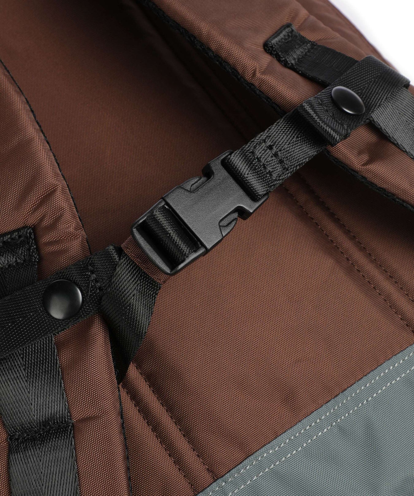 Doughnut Go Wild Christopher Rolltop backpack grey/brown