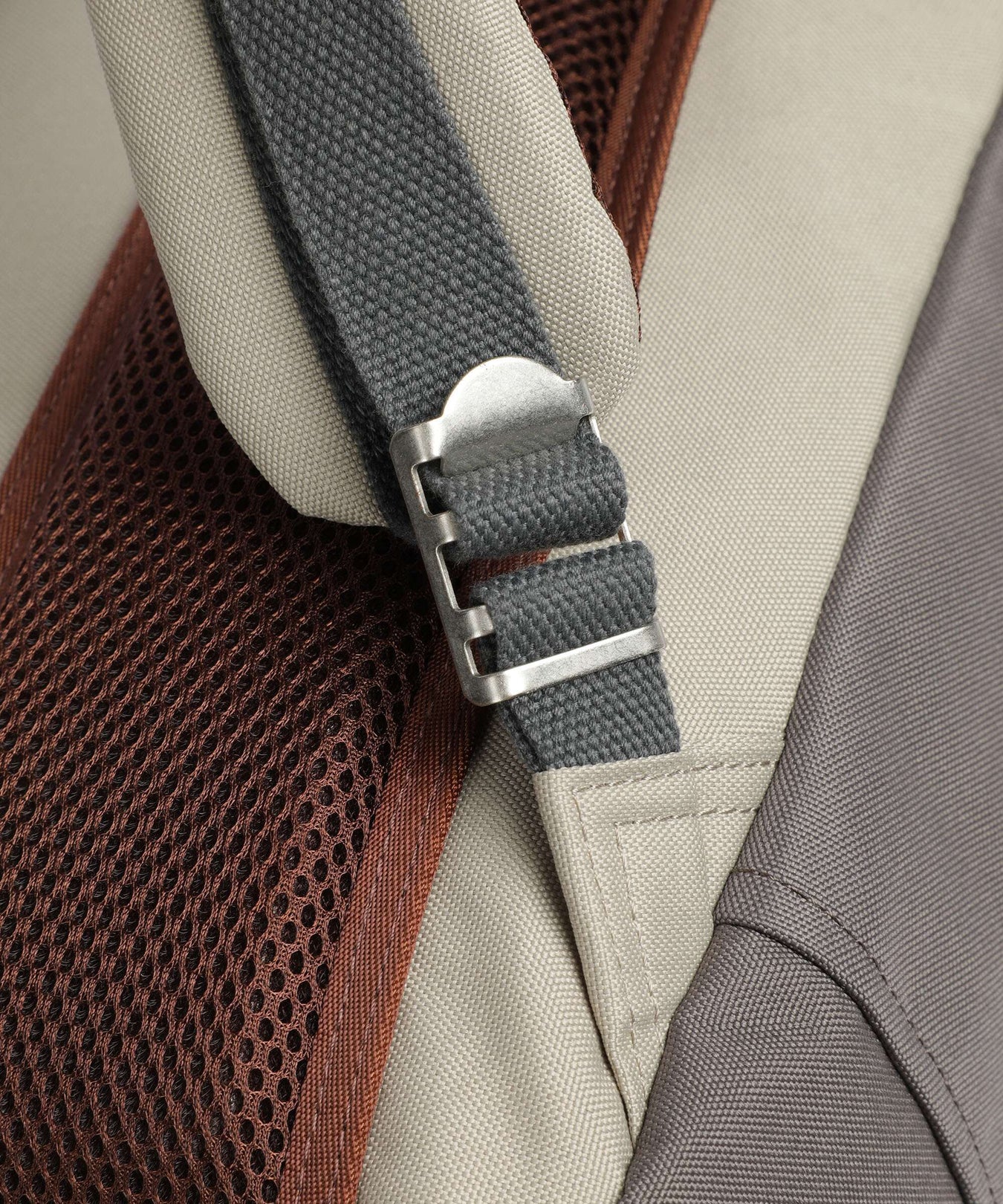 Doughnut Euro Macaroon Backpack beige