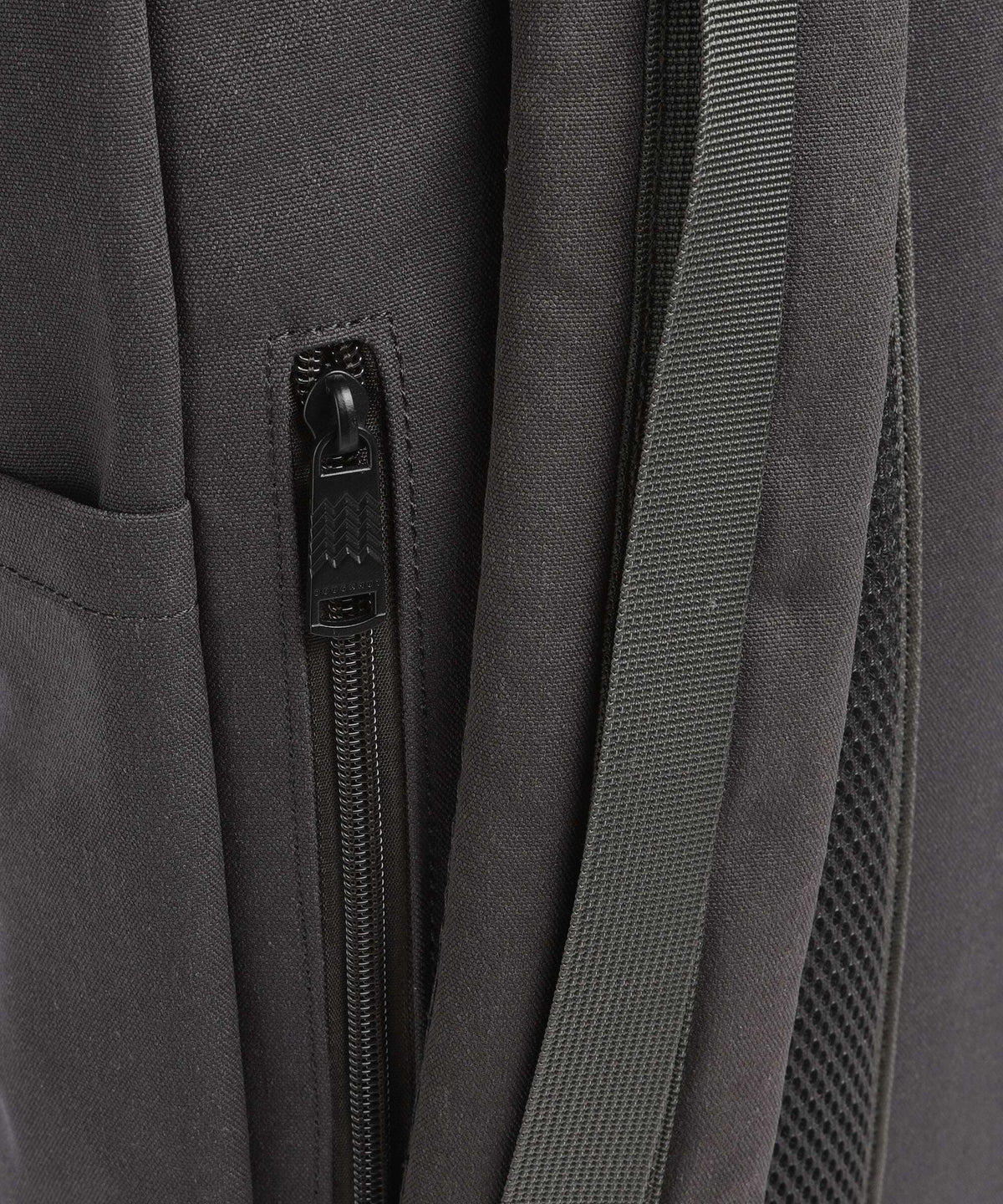 Doughnut Mediative Macaroon Large Backpack ground/sand