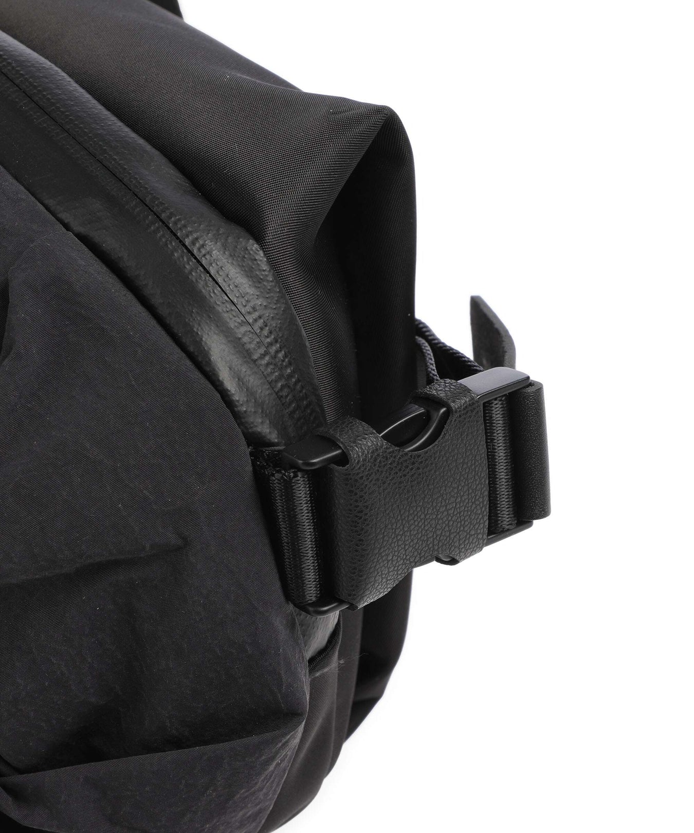 Côte&Ciel Neda Sling bag black