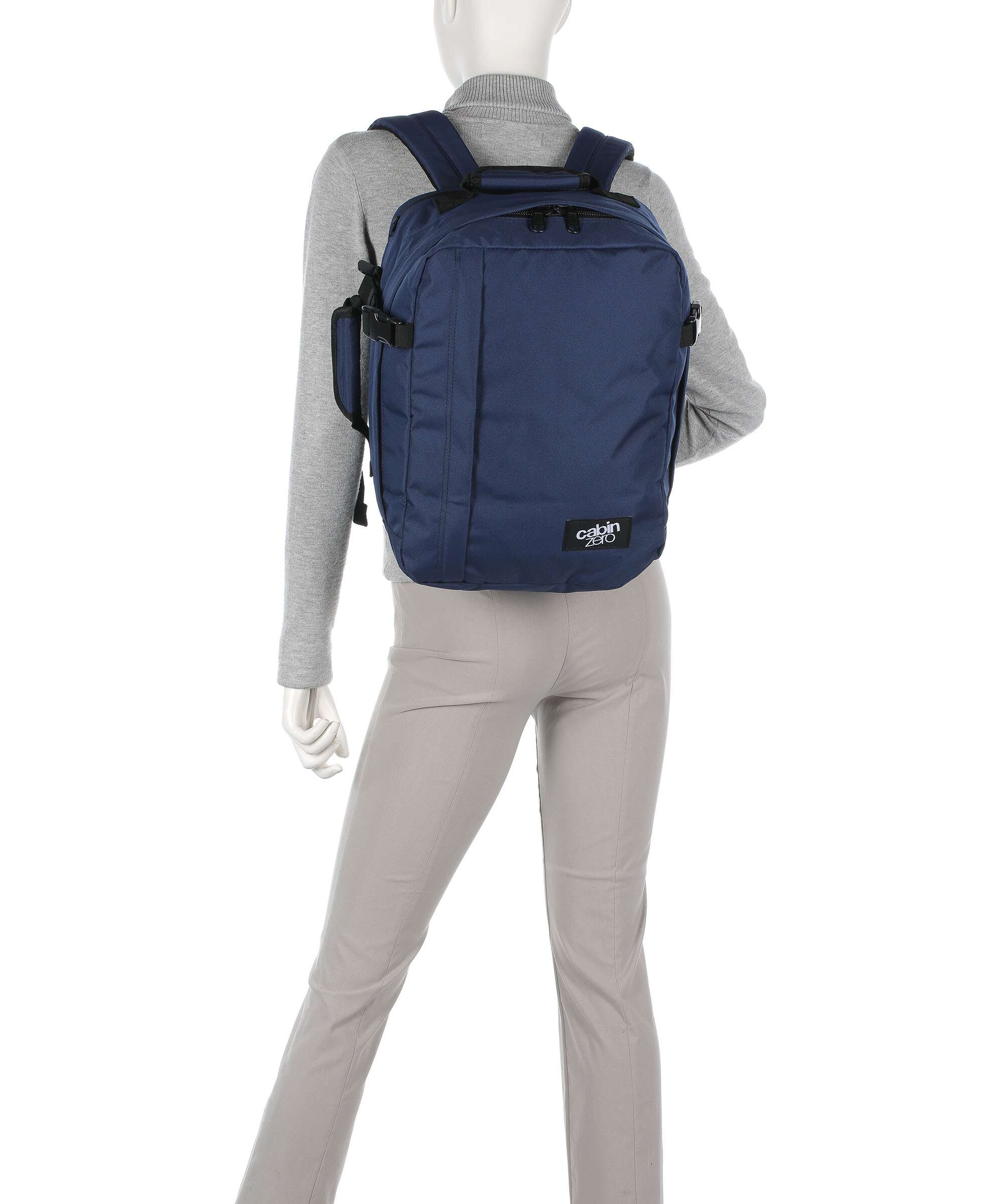 Cabin Zero Classic 28 Tech Backpack absolute black