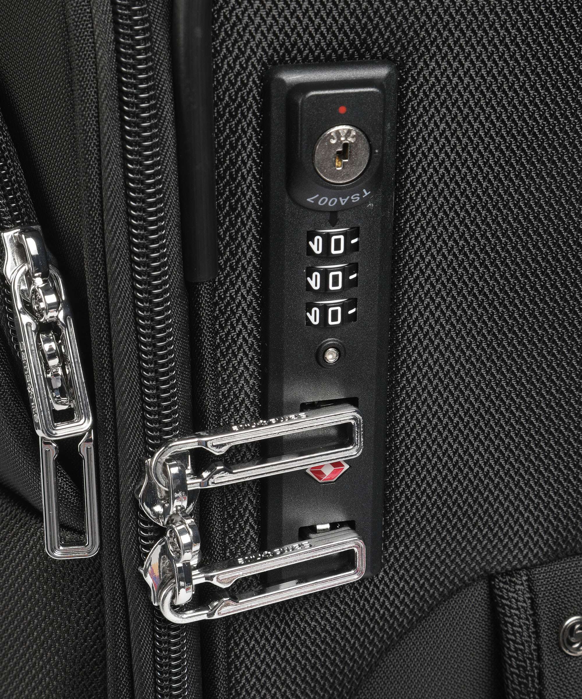 Samsonite B-Lite Icon Spinner (4 wheels) eco black