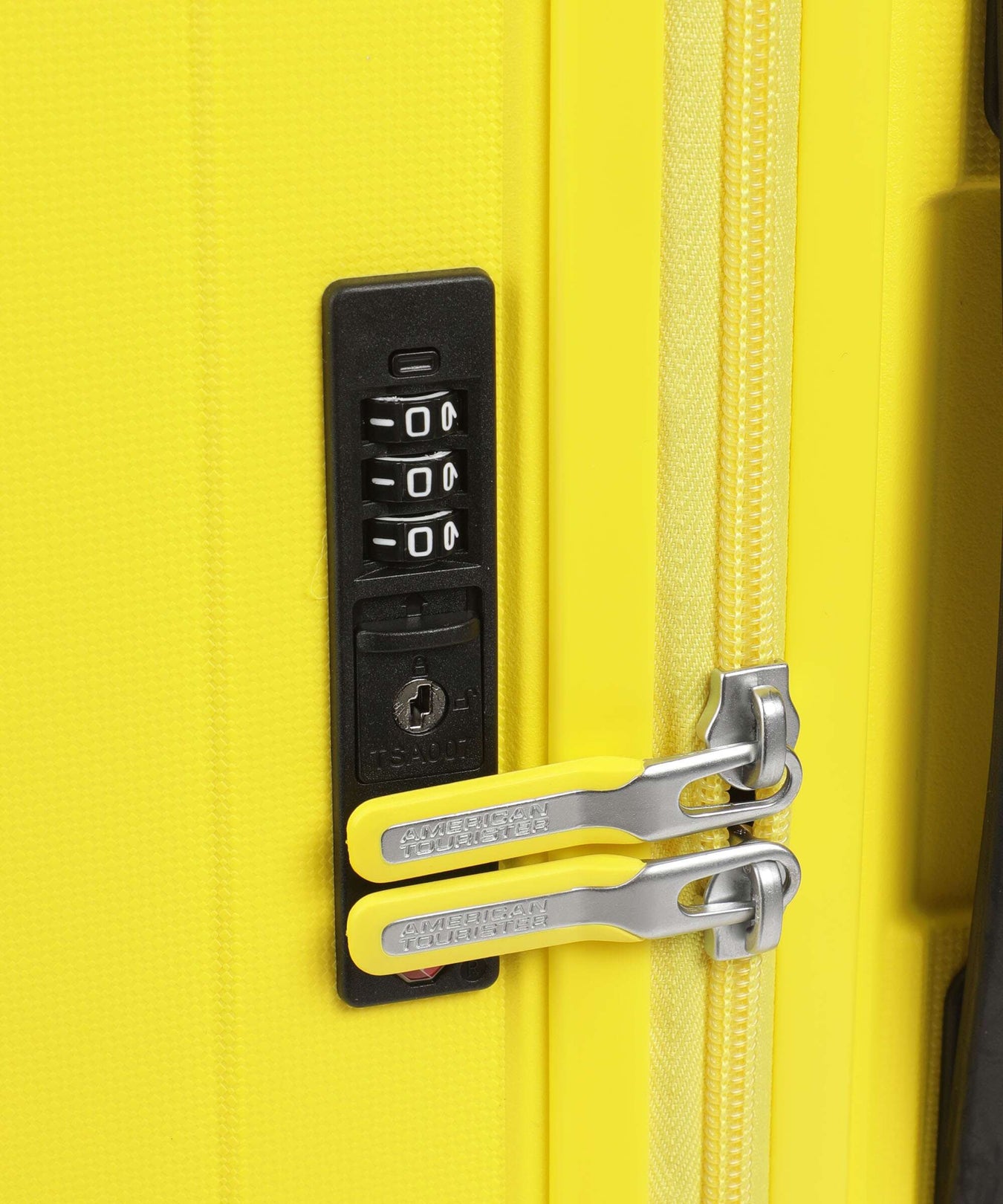 American Tourister Rejoy Spinner (4 wheels) electric yellow