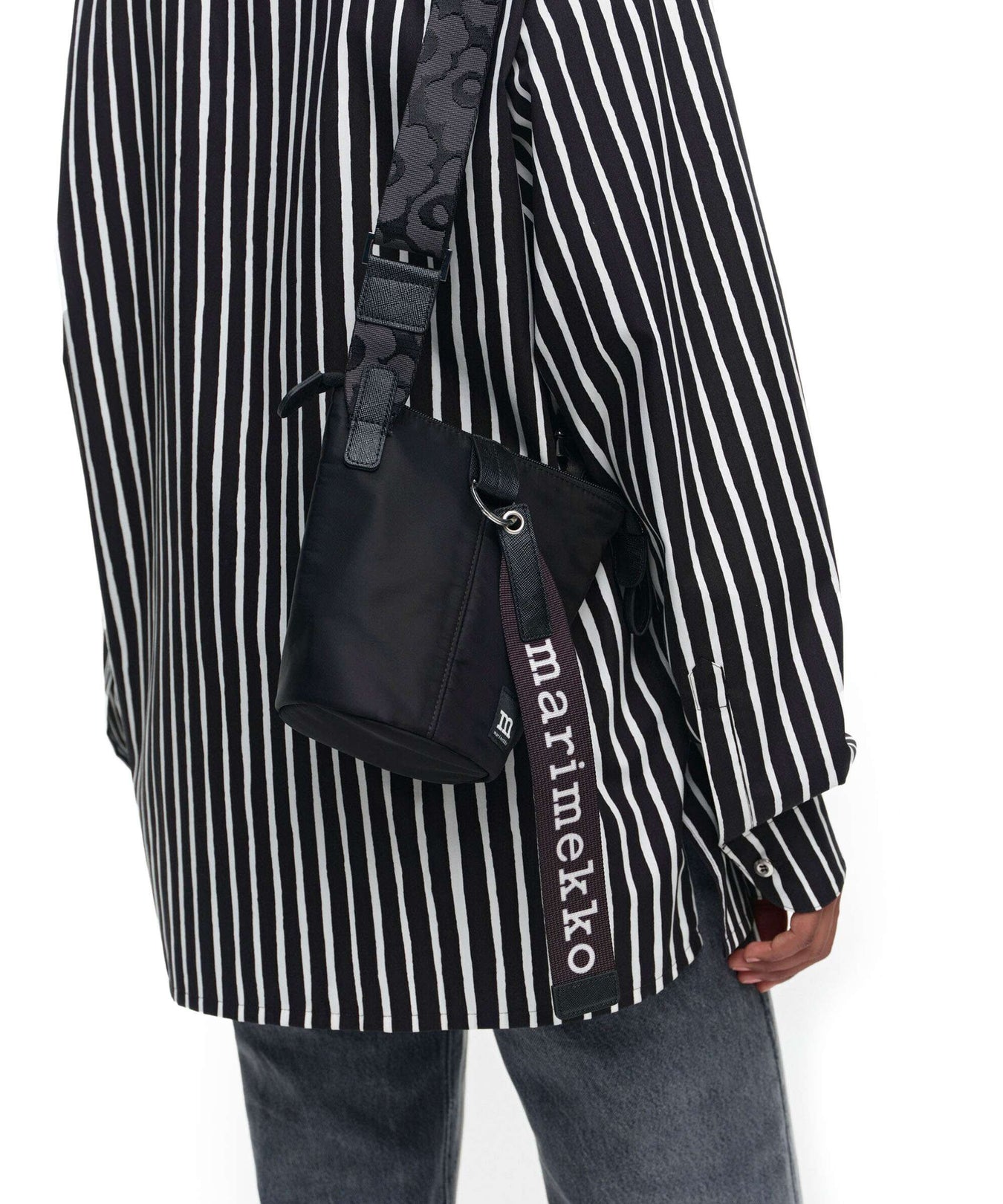 Marimekko Solid Essential Crossbody bag black