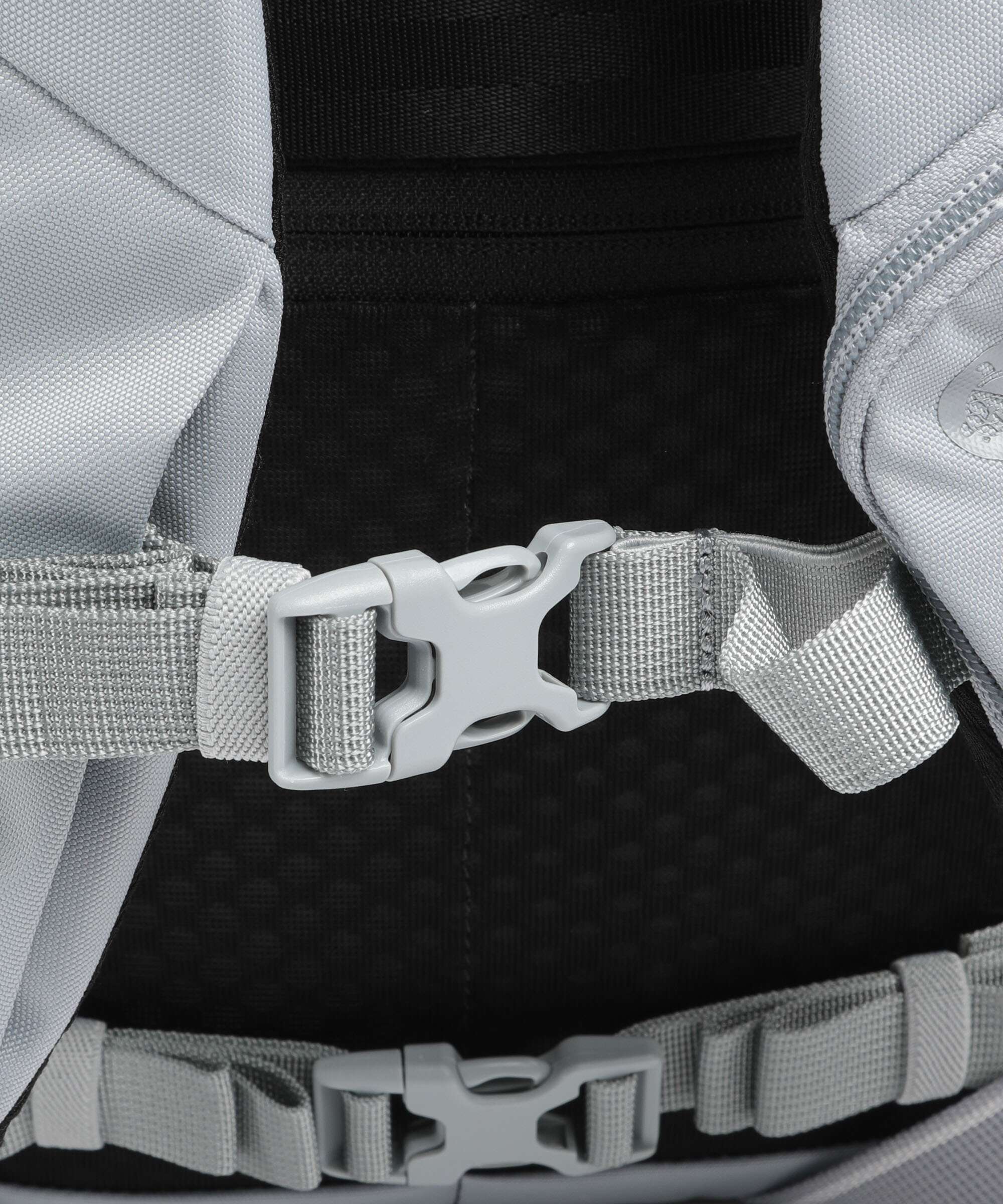 Pacsafe V 26 Backpack digital gray