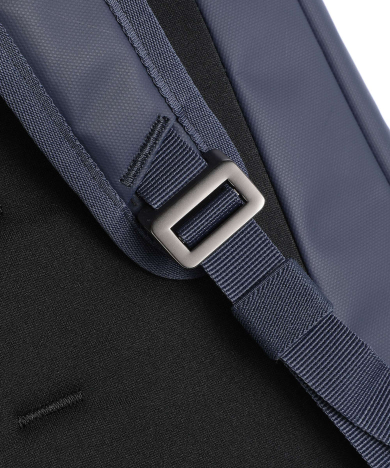 Db Hugger 25L Backpack blue hour