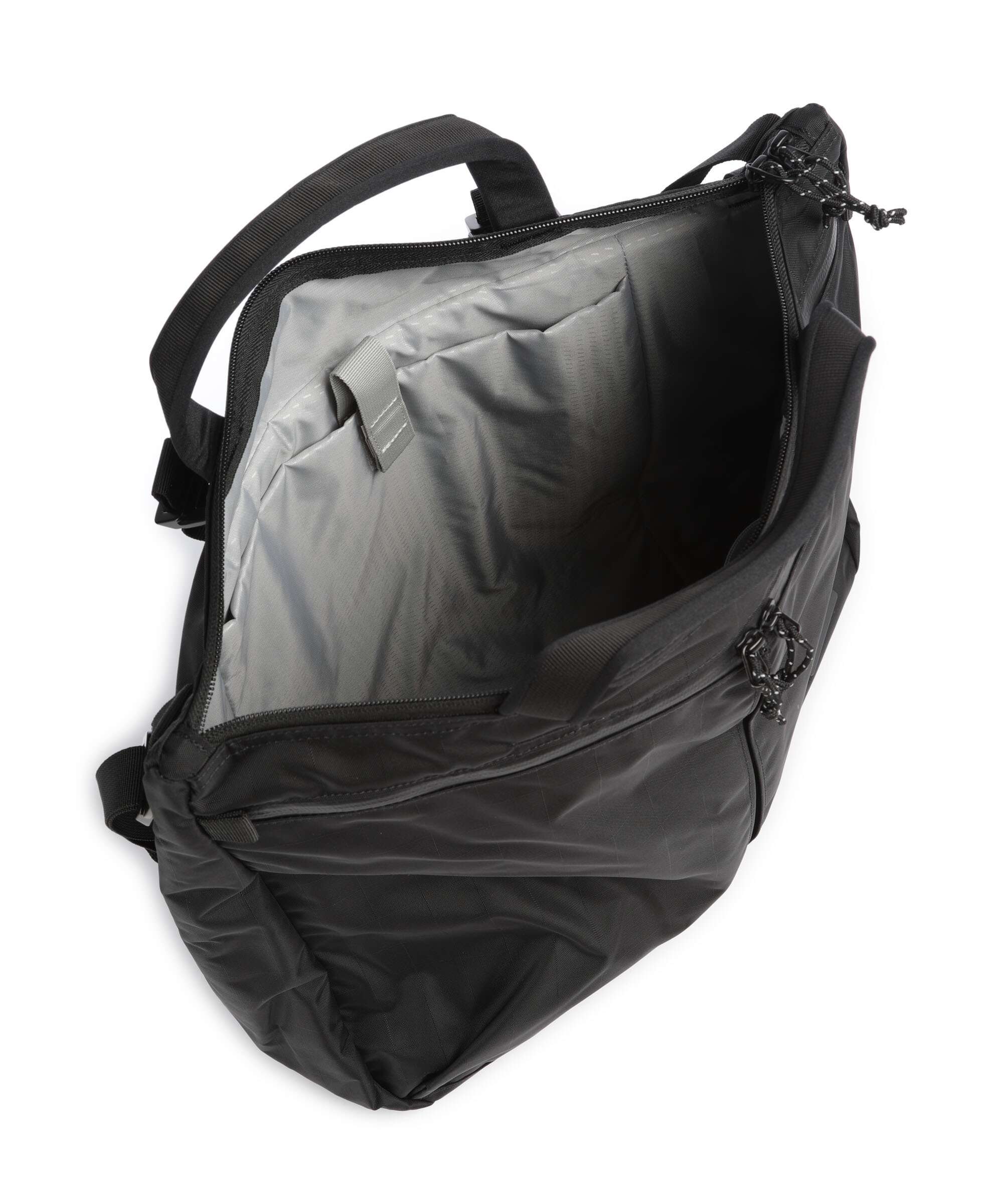 Db Utility 32 Tote bag black out