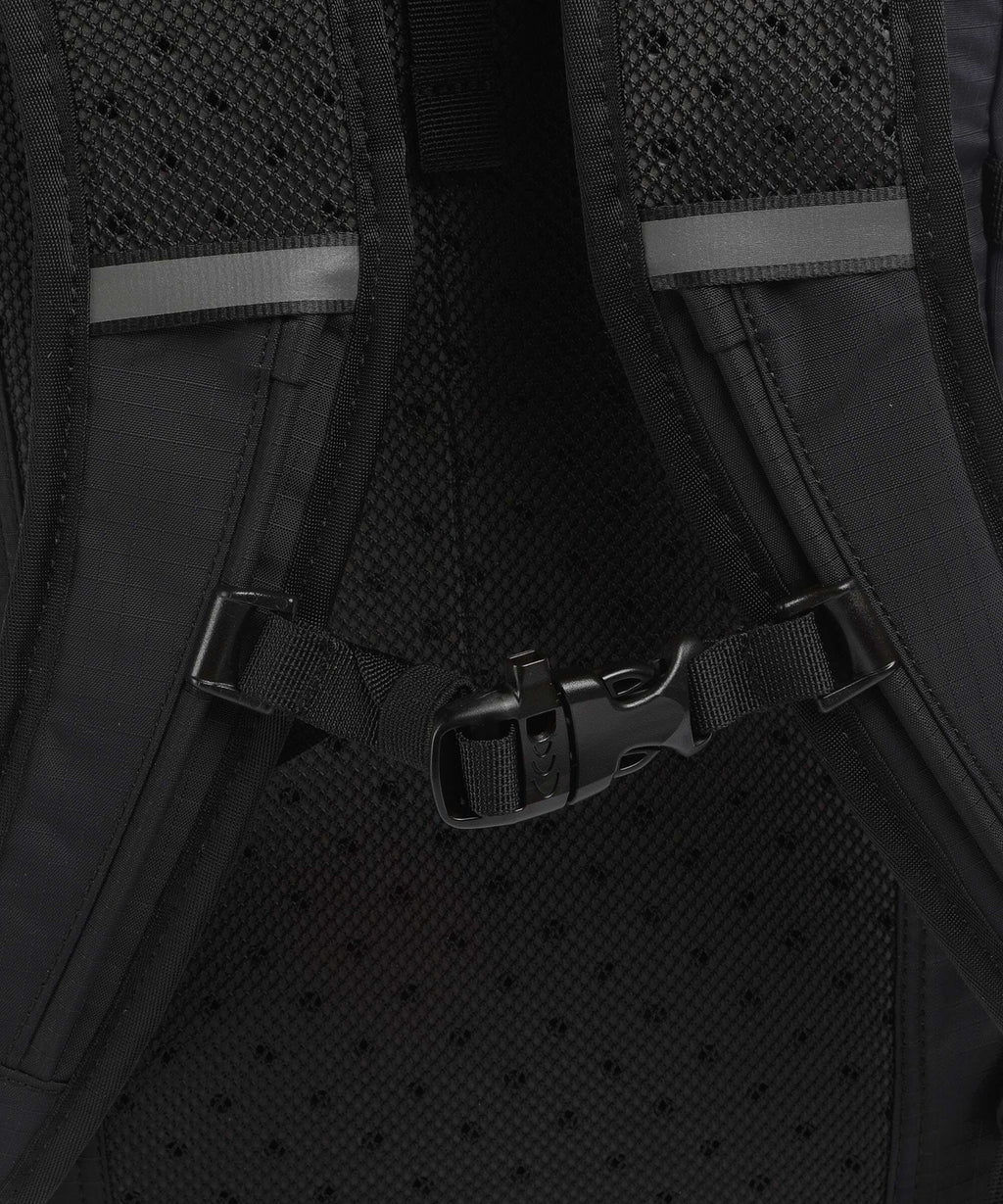 Fjällräven Abisko Soft 16 Trekking backpack black