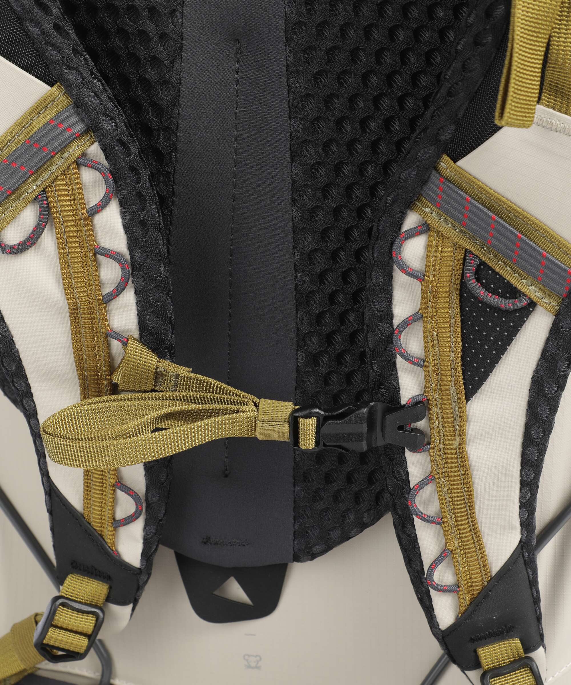 Klättermusen Vide 30 Hiking backpack silver creme