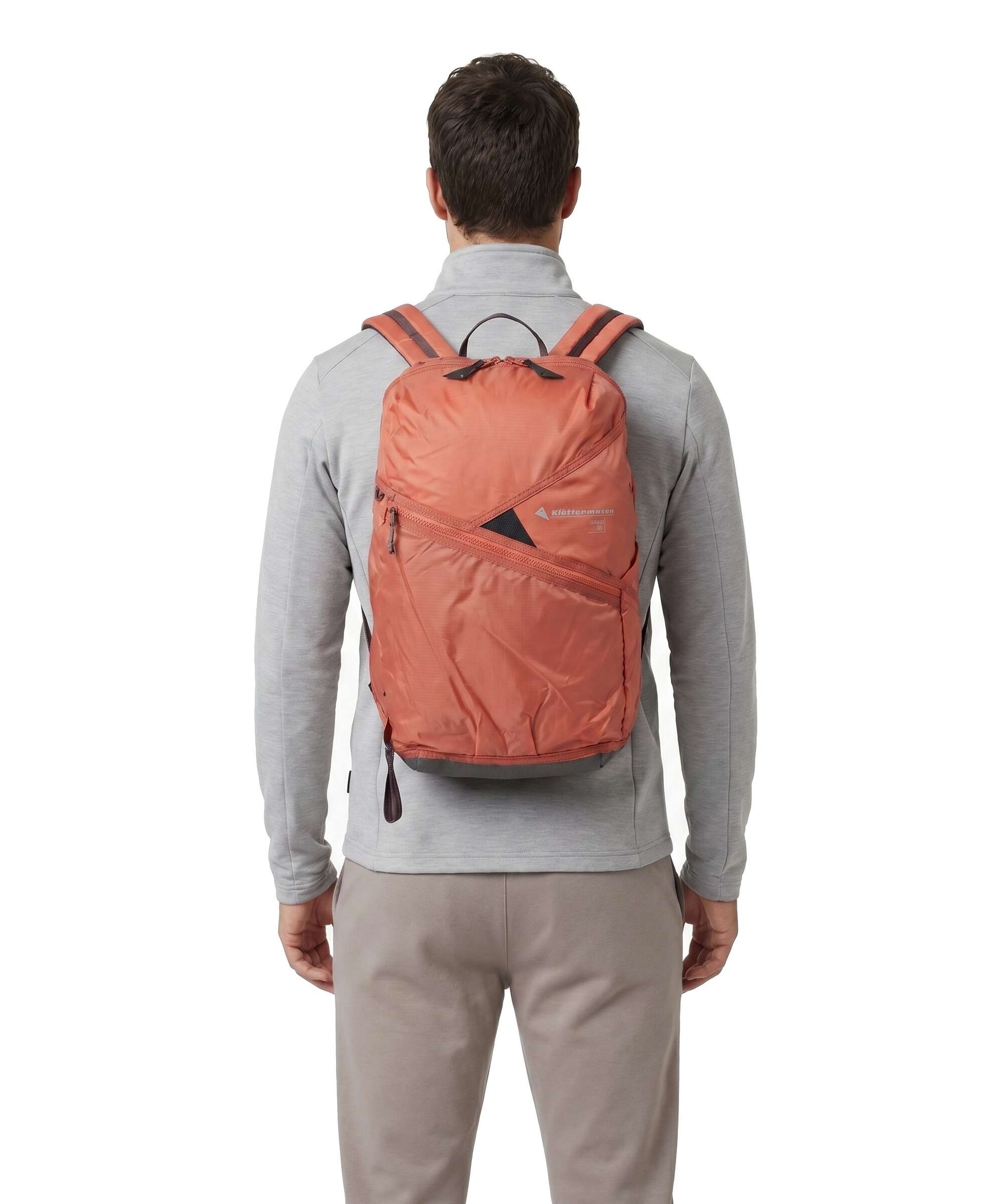 Klättermusen Gjalp 18 Backpack cloud berry
