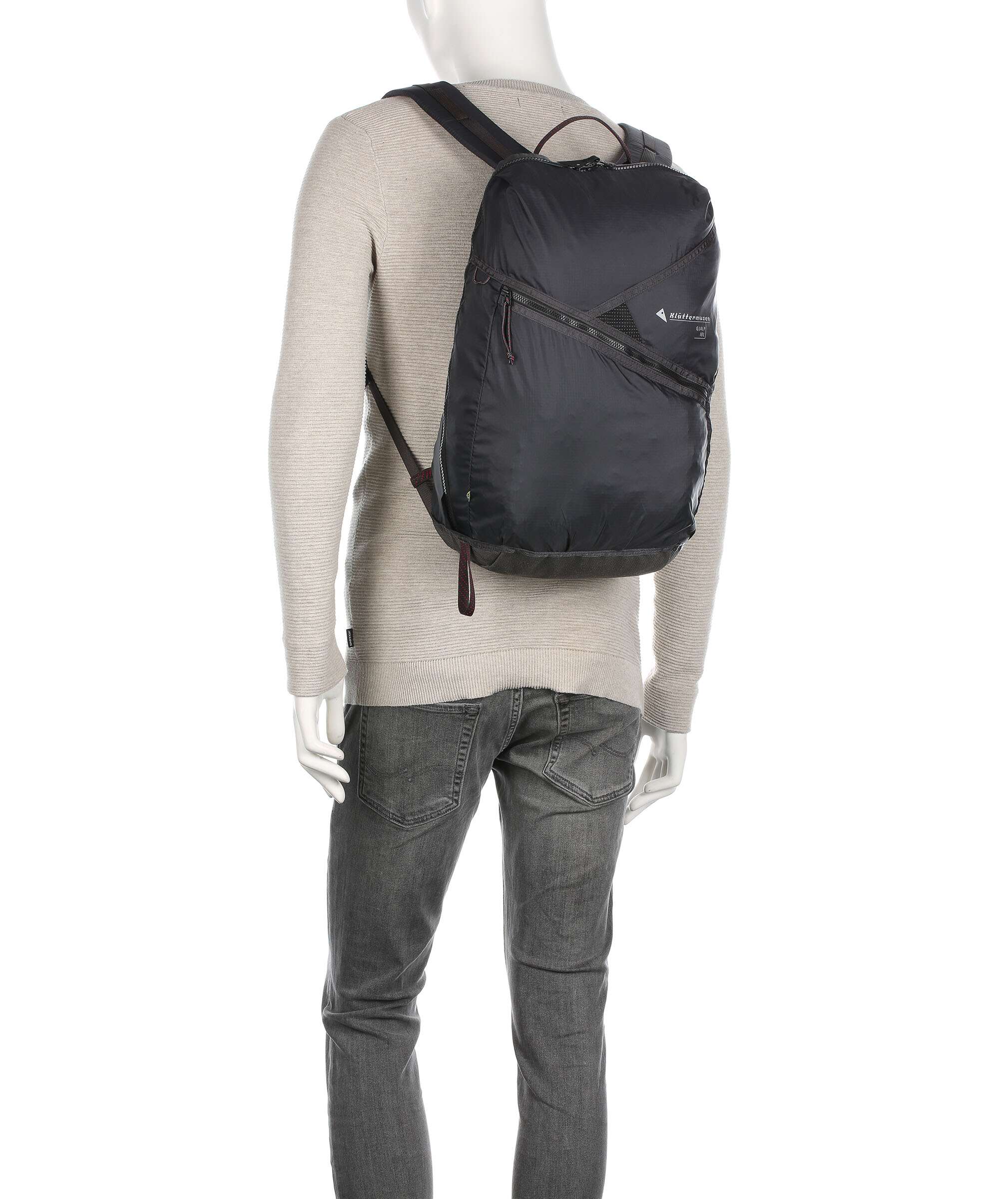 Klättermusen Gjalp 18 Backpack raven