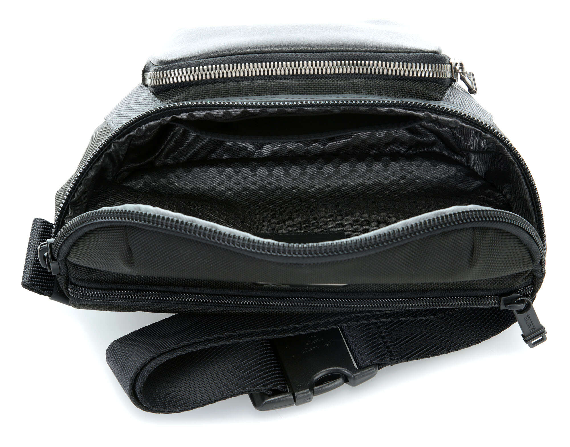 tumi Alpha Bravo Columbus Fanny pack black