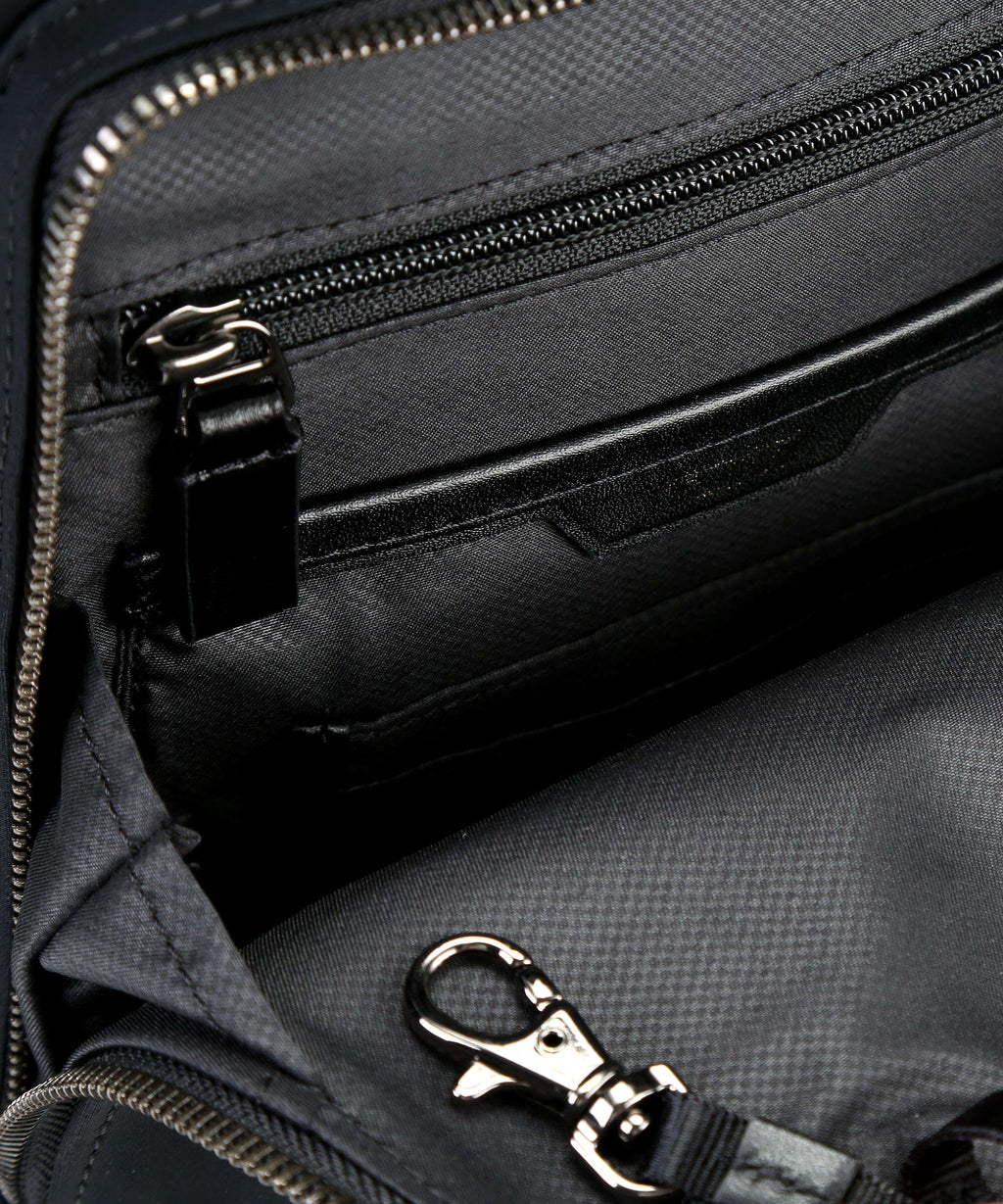 tumi Harrison Oak Rolltop backpack black