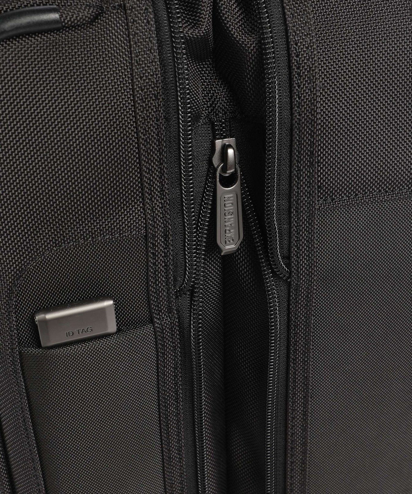 Victorinox Werks Traveler 7.0 GCO Spinner (4 wheels) black