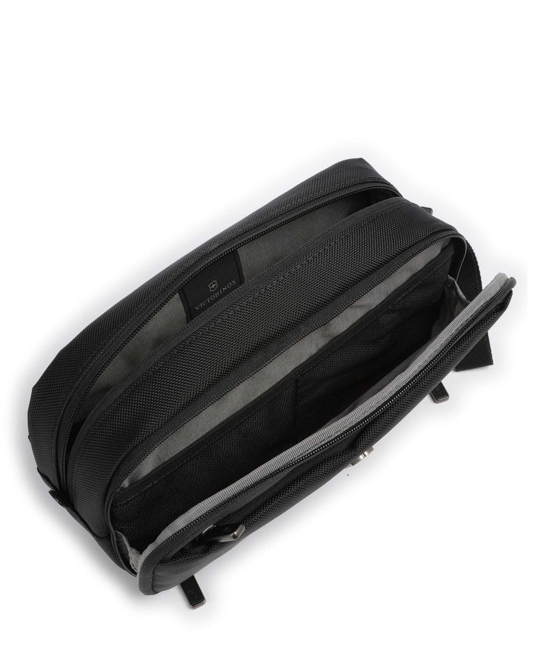 Victorinox Werks Traveler 6.0 Toiletry bag black
