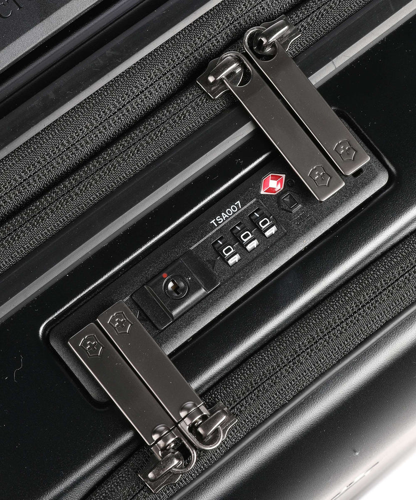 Victorinox Spectra 3.0 Exp Frequent Flyer Spinner (4 wheels) black