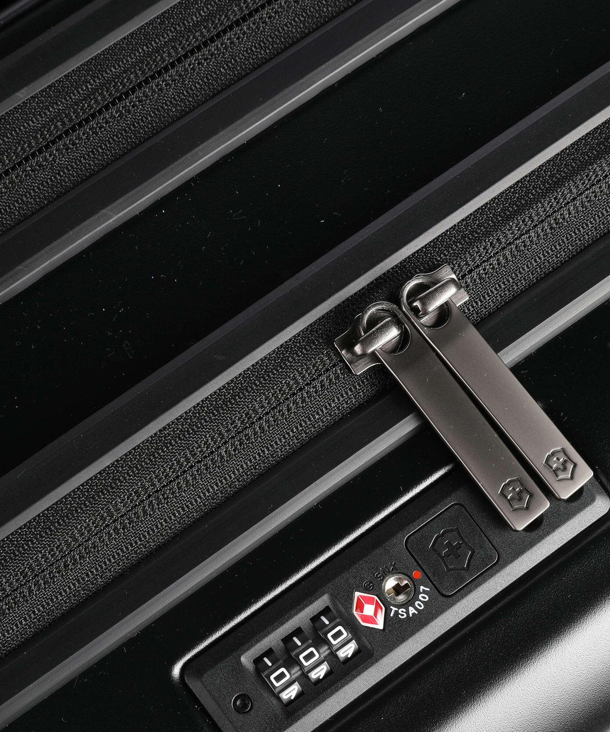 Victorinox Spectra 3.0 Exp Large Spinner (4 wheels) black